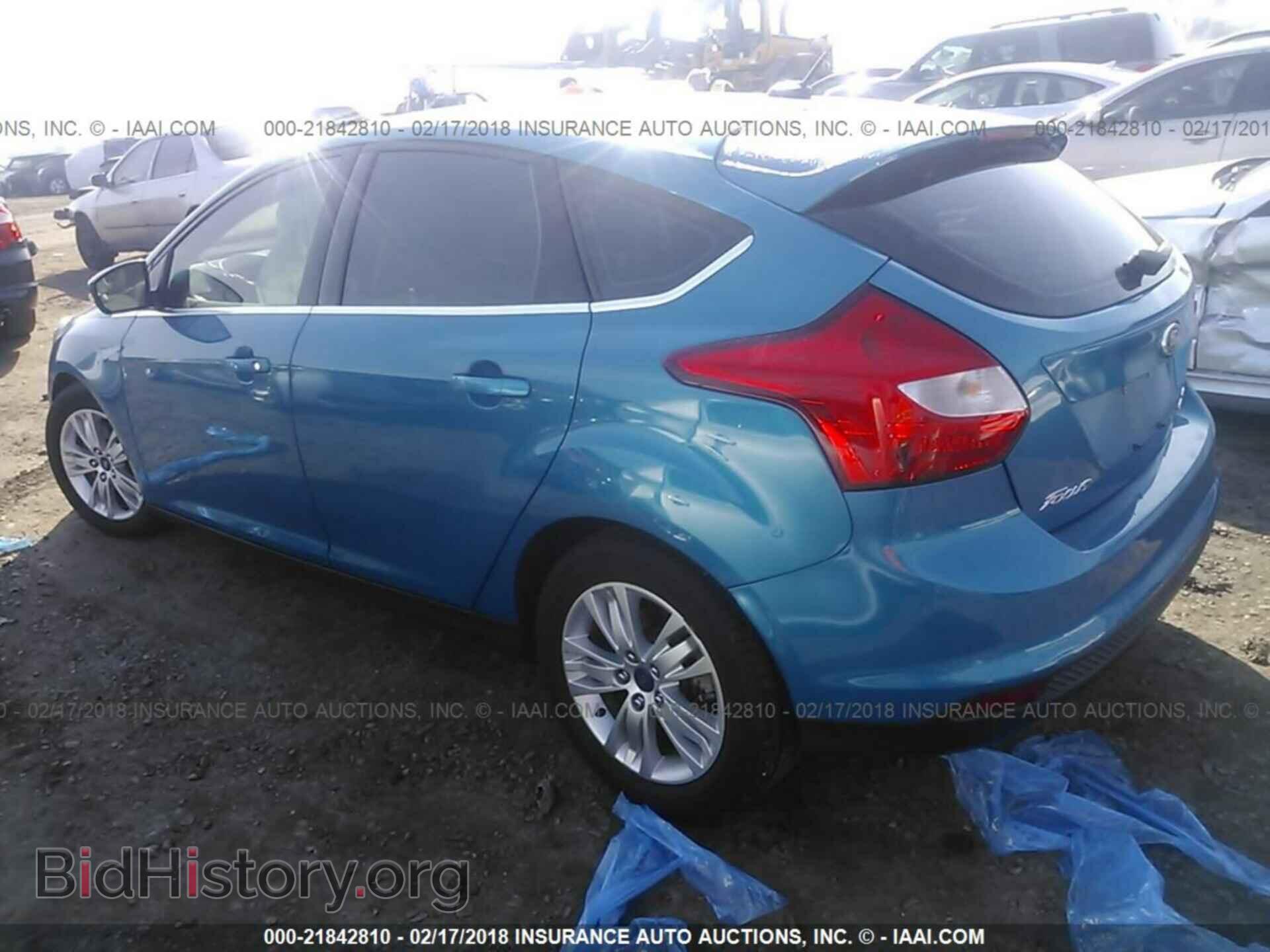 2012 Ford Focus - VIN: 1FAHP3M26CL452393 - Photo 3