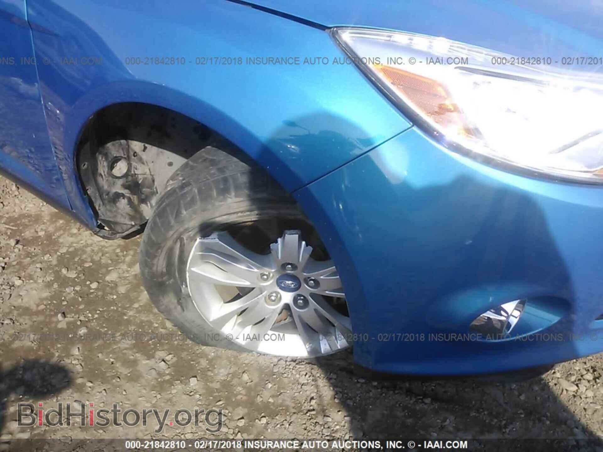 2012 Ford Focus - VIN: 1FAHP3M26CL452393 - Photo 6