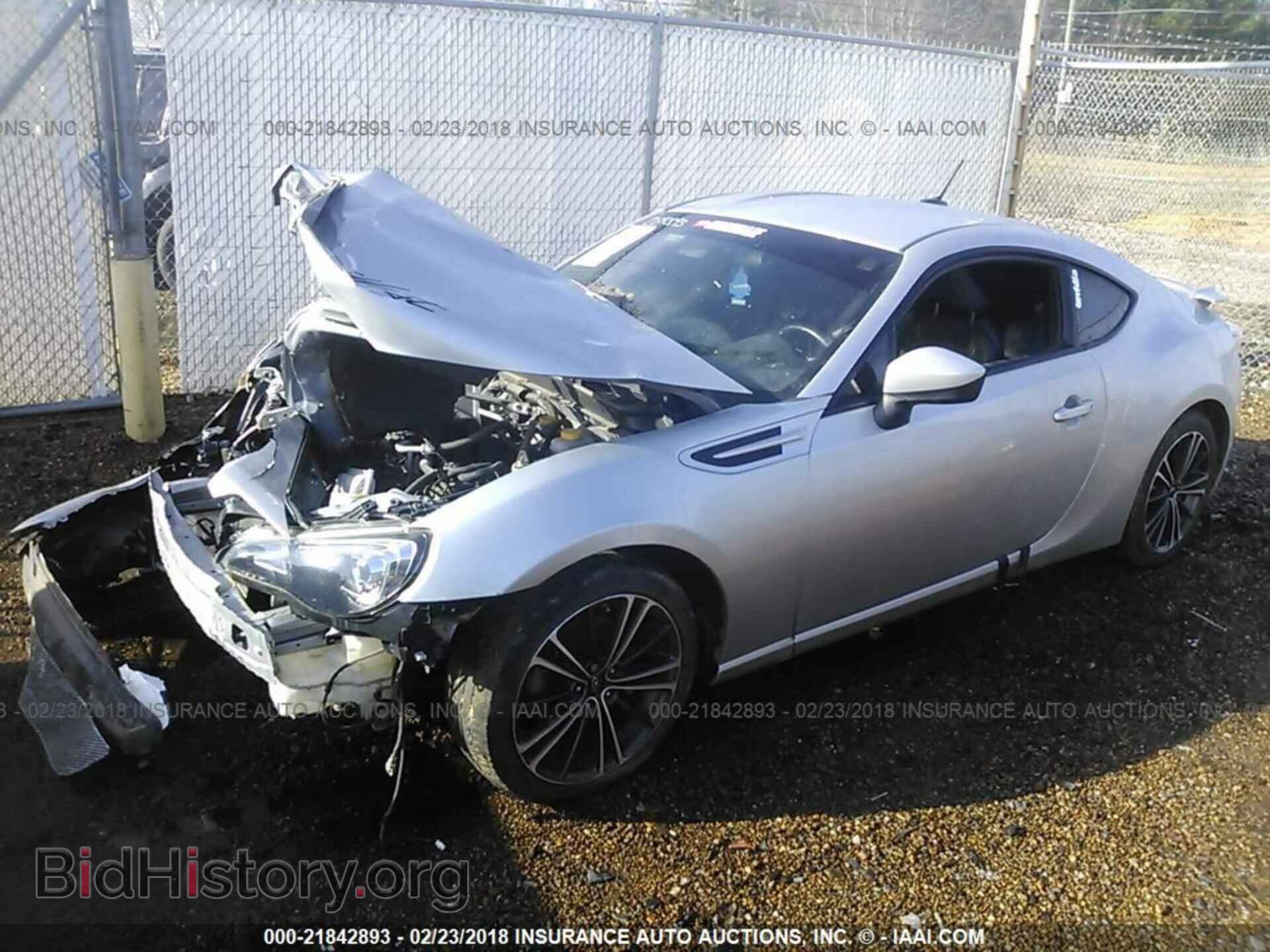 2013 Subaru Brz - VIN: JF1ZCAC17D1610606 - Фото 2