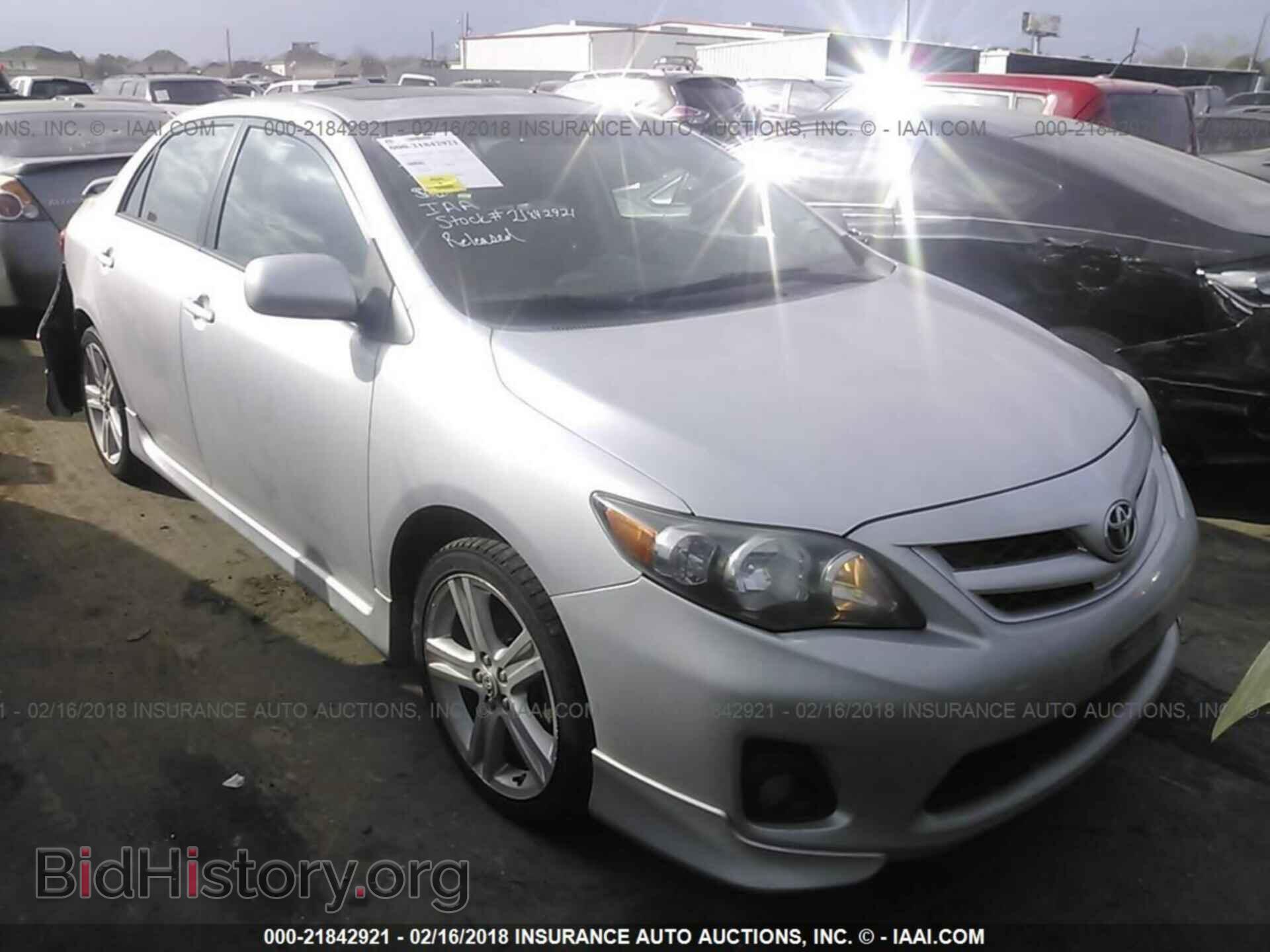 Photo 5YFBU4EE8DP150135 - Toyota Corolla 2013