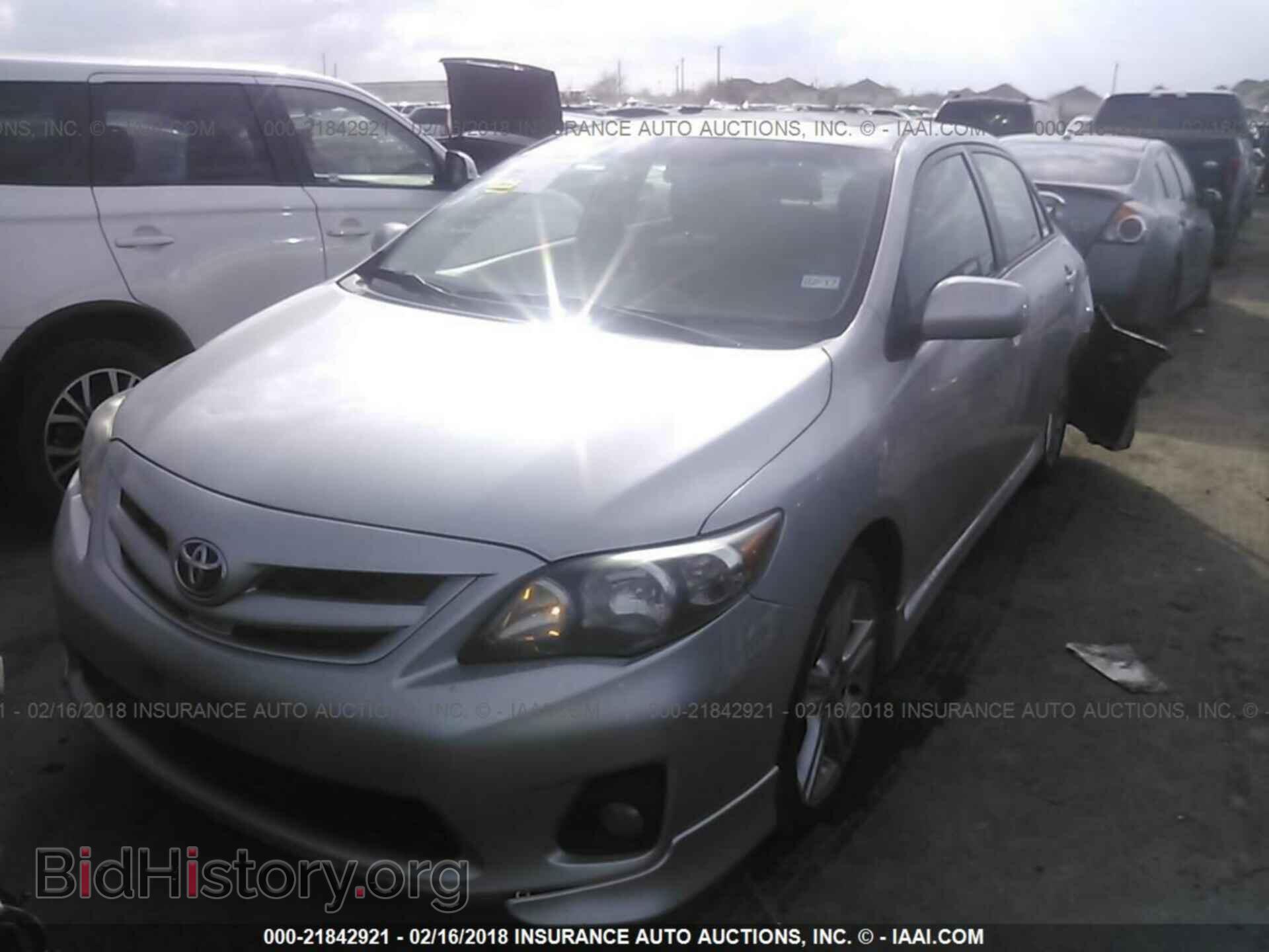 2013 Toyota Corolla - VIN: 5YFBU4EE8DP150135 - Photo 2