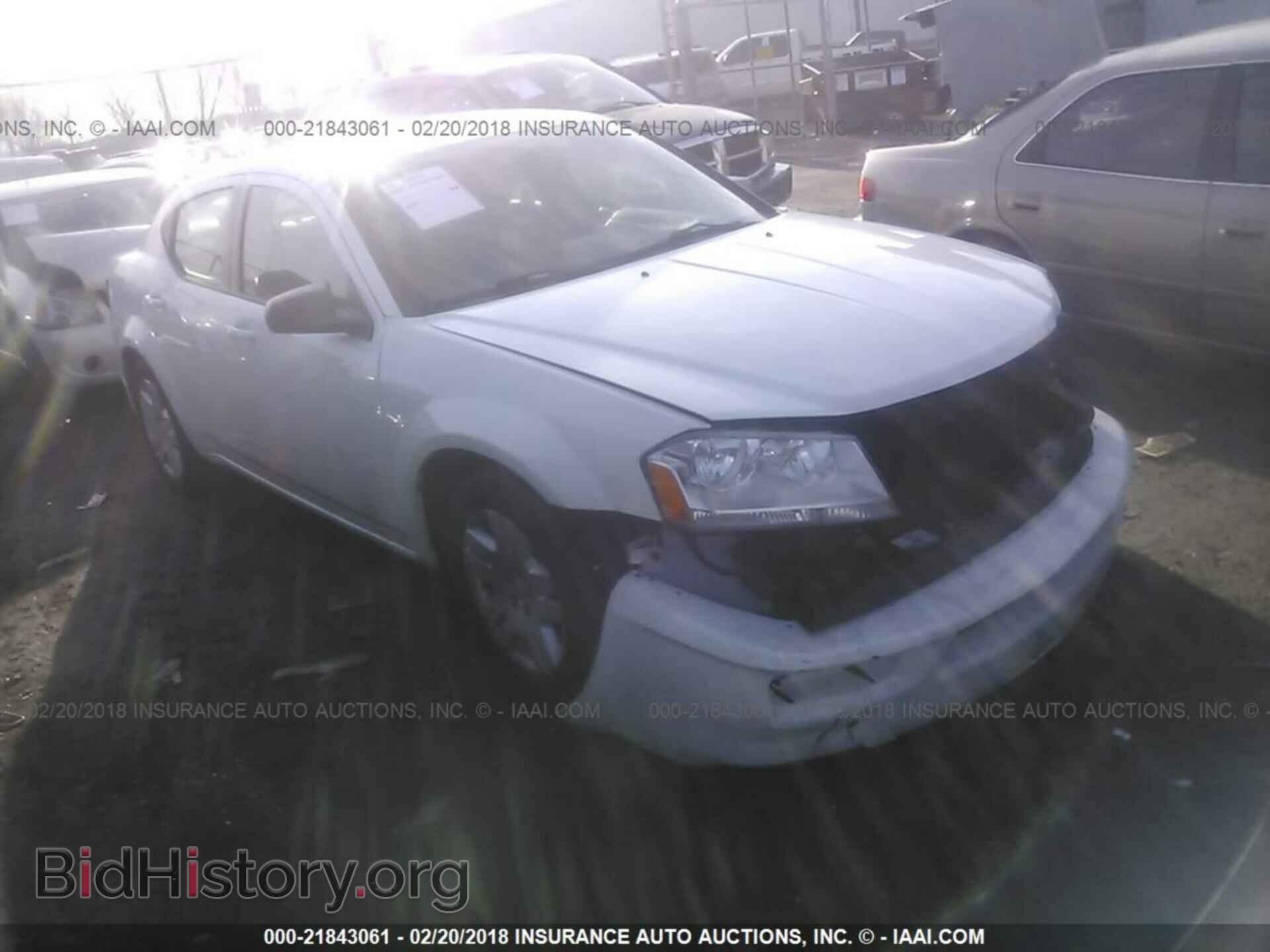Фотография 1B3BD4FB4BN566117 - Dodge Avenger 2011