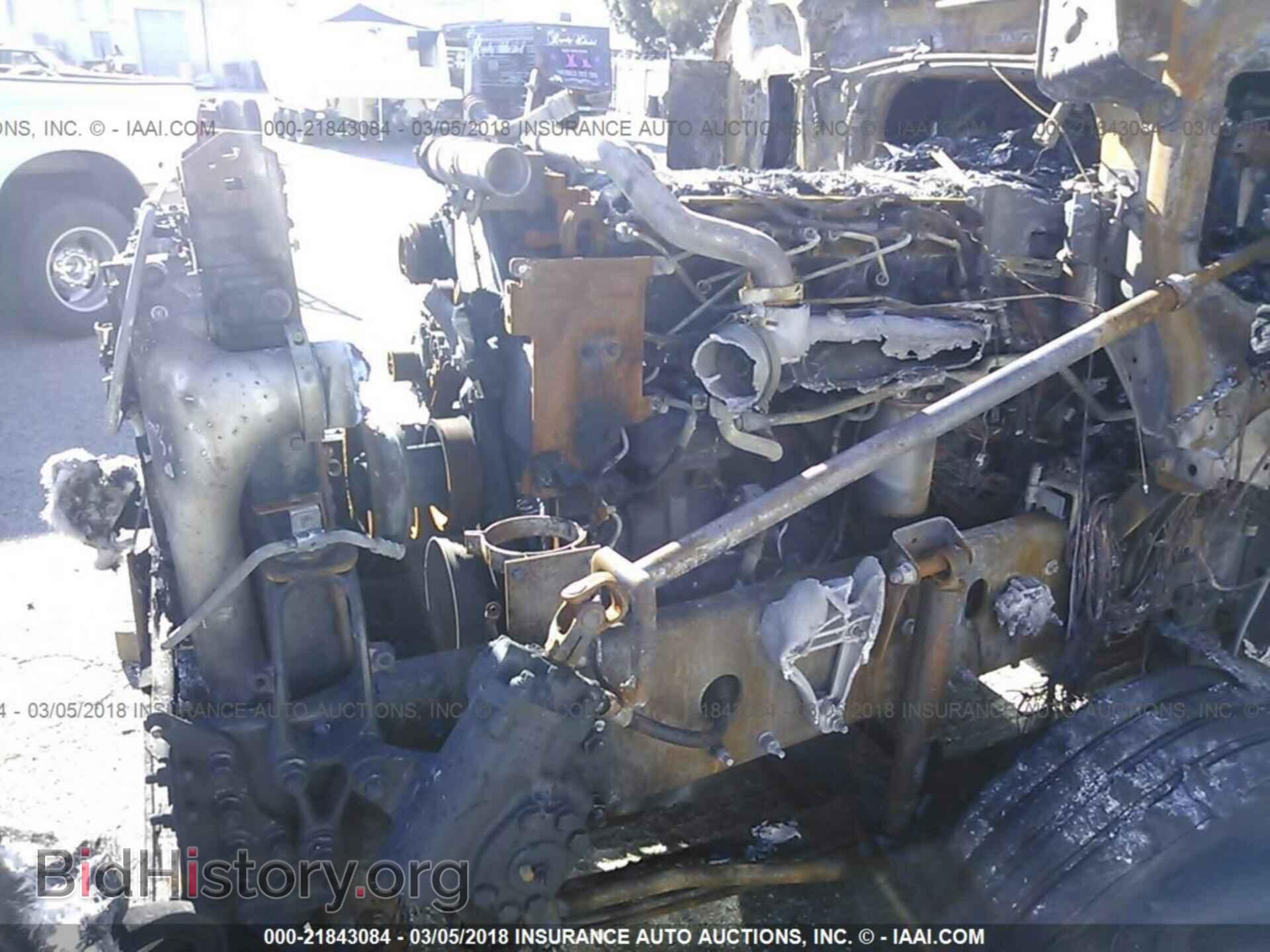 2013 Volvo Vnl - VIN: 4V4NC9TG3DN130281 - Фото 9