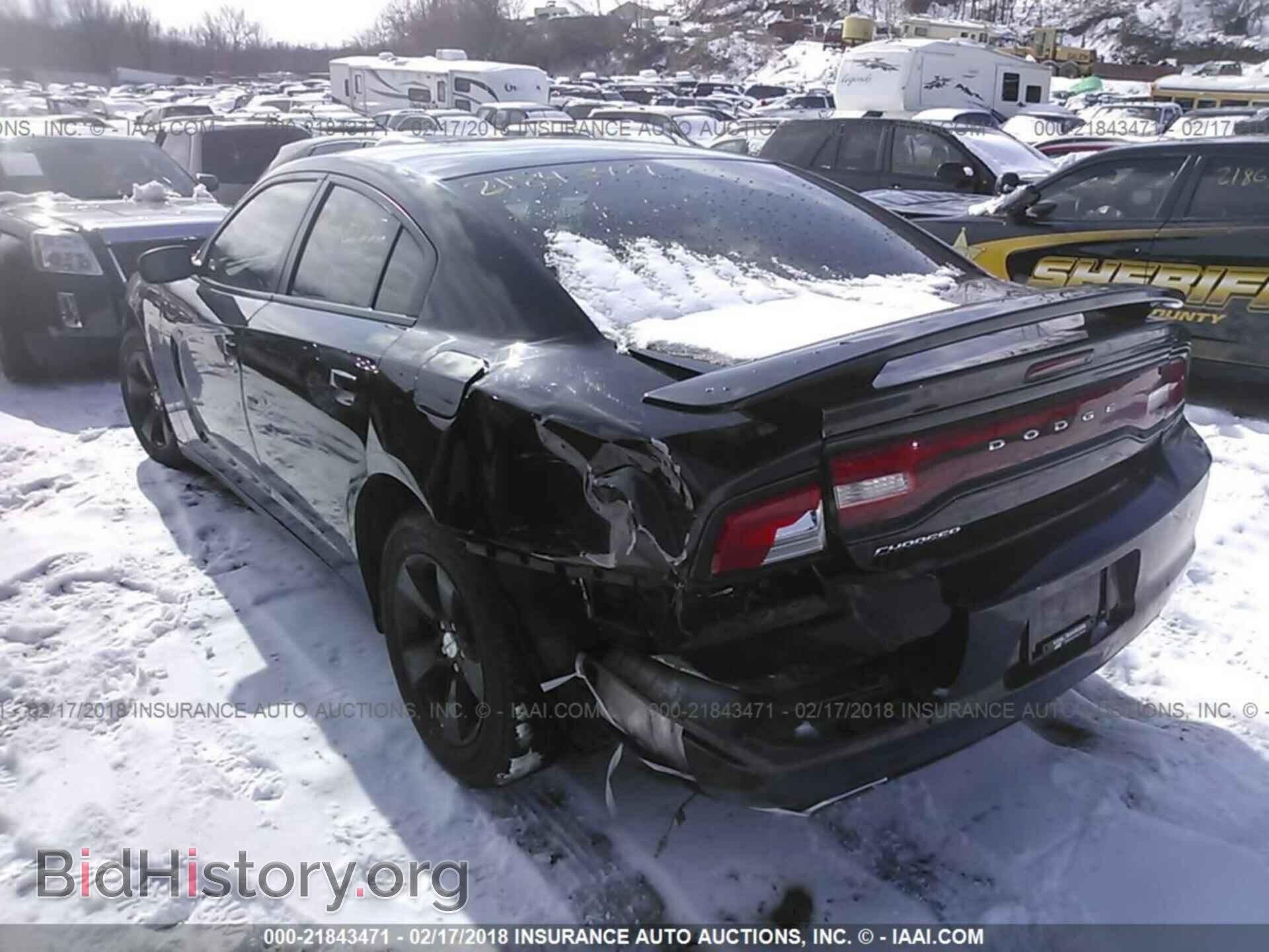 2013 Dodge Charger - VIN: 2C3CDXBG2DH501871 - Photo 3