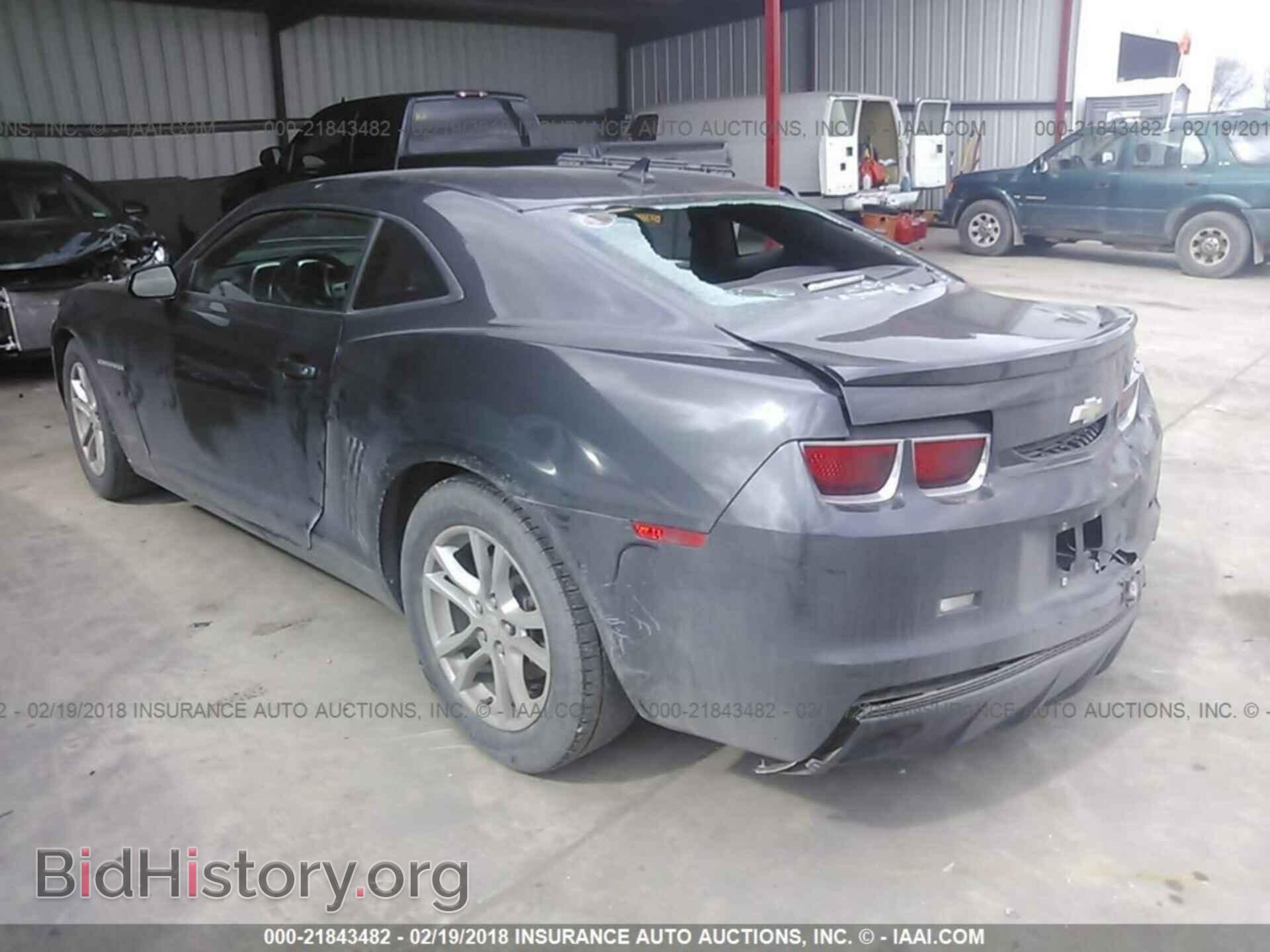 2013 Chevrolet Camaro - VIN: 2G1FB1E36D9196947 - Фото 3