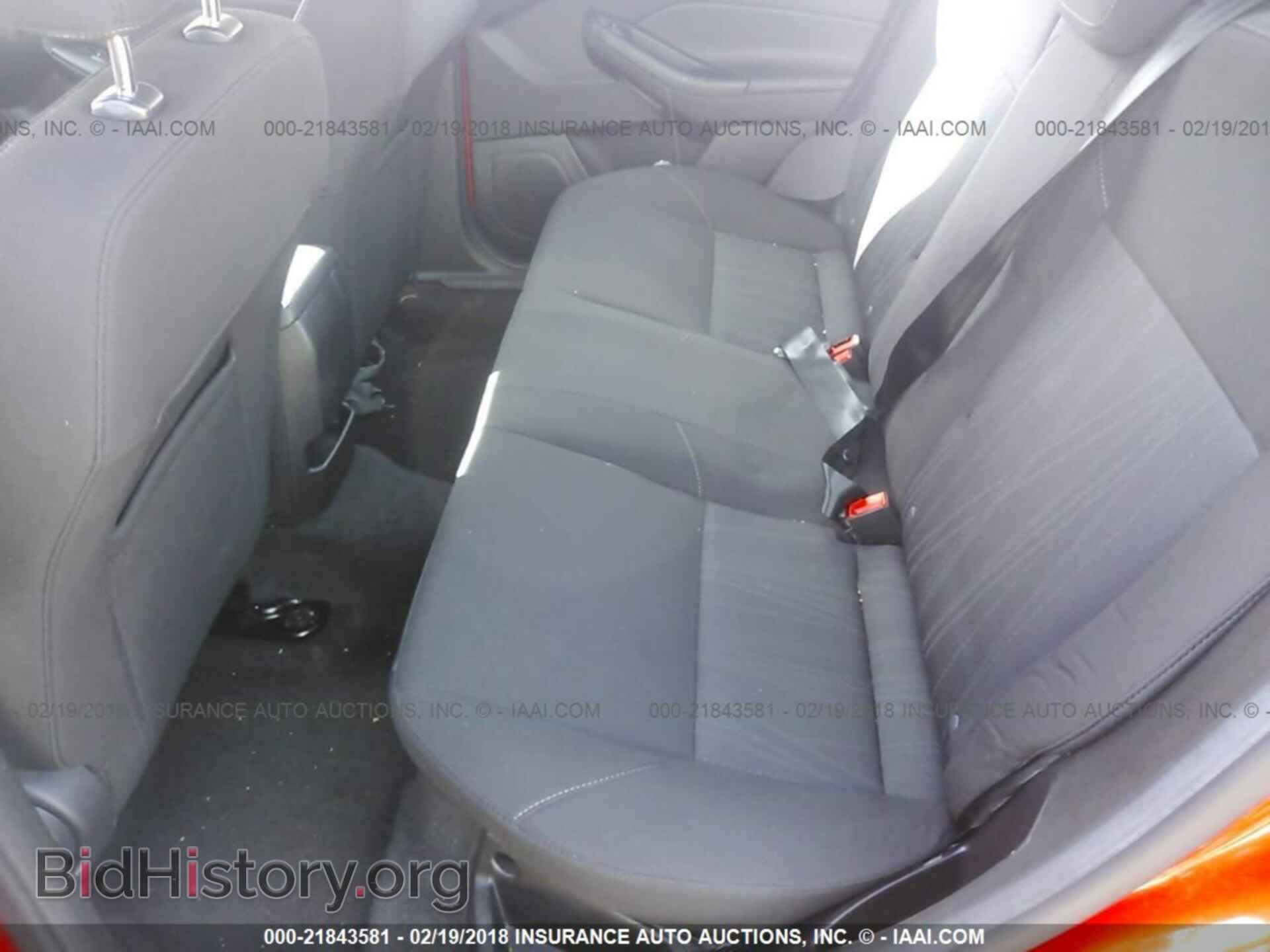 2017 Ford Focus - VIN: 1FADP3F22HL248645 - Photo 8