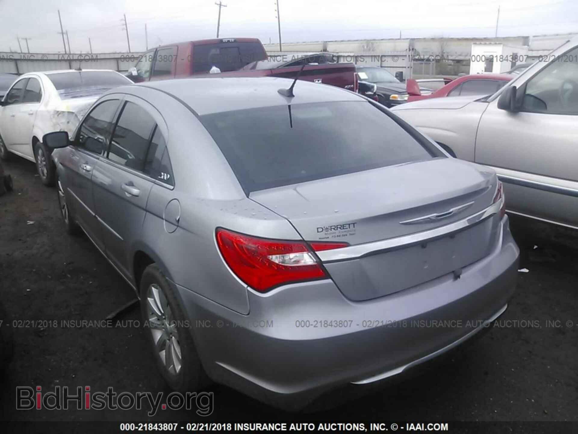 2013 Chrysler 200 - VIN: 1C3CCBBB5DN678917 - Photo 3