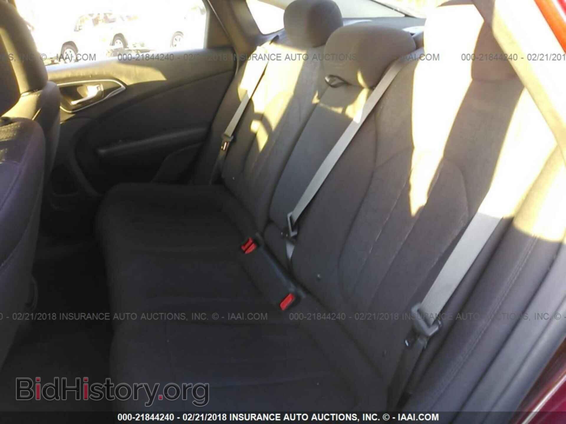 2015 Chrysler 200 - VIN: 1C3CCCAB8FN721284 - Photo 8