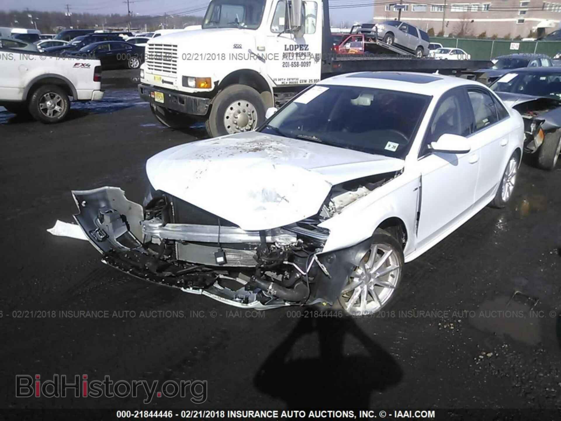 2016 Audi A4 - VIN: WAUFFAFL4GN003686 - Фото 2