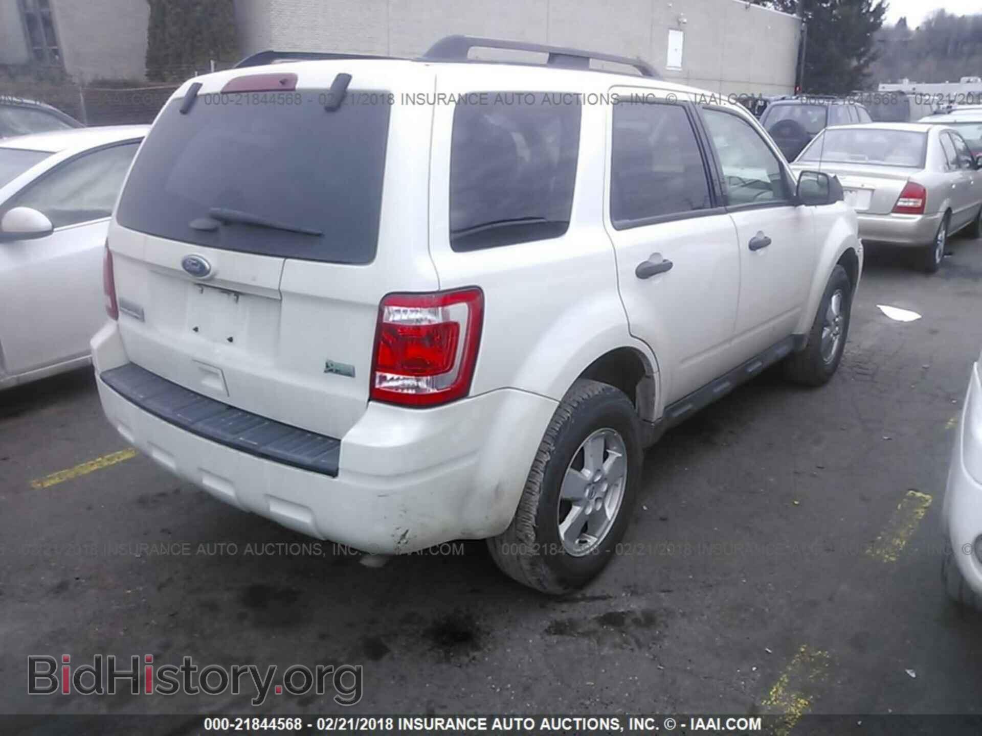 2012 Ford Escape - VIN: 1FMCU0DG6CKA78425 - Фото 4