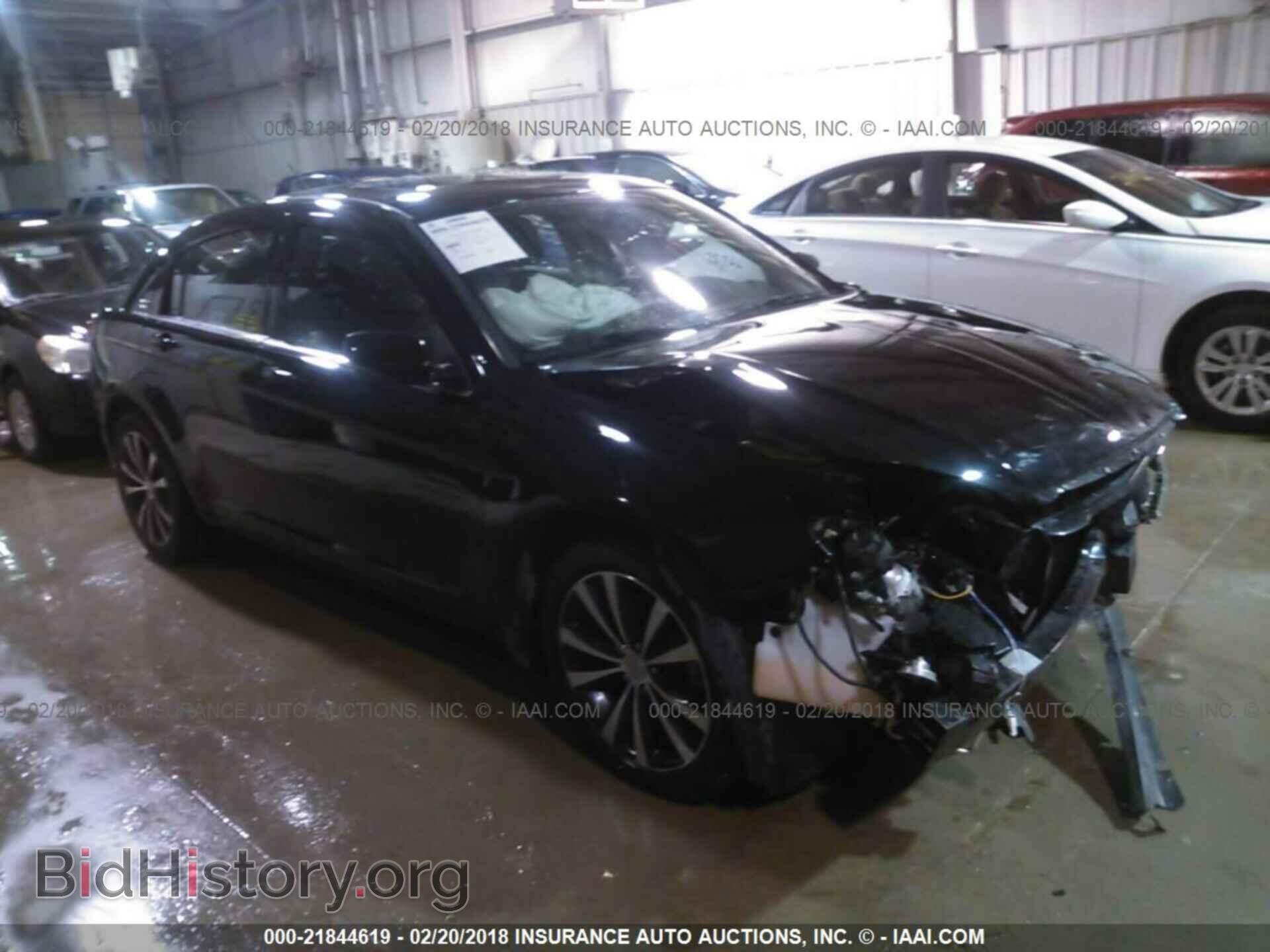 Фотография 1C3CCBBG9CN306202 - Chrysler 200 2012