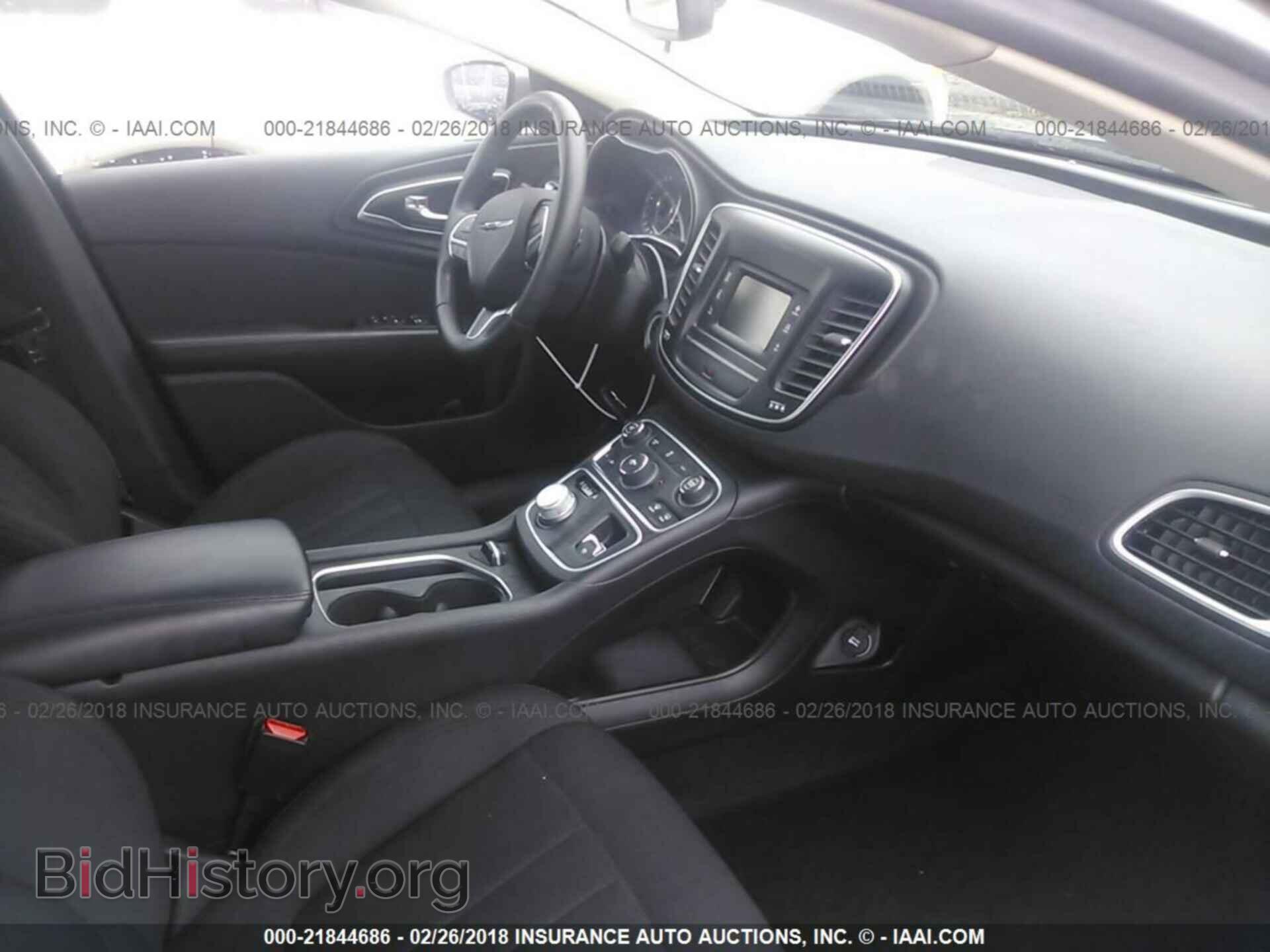 2016 CHRYSLER 200 - VIN: 1C3CCCAB2GN152482 - Photo 5