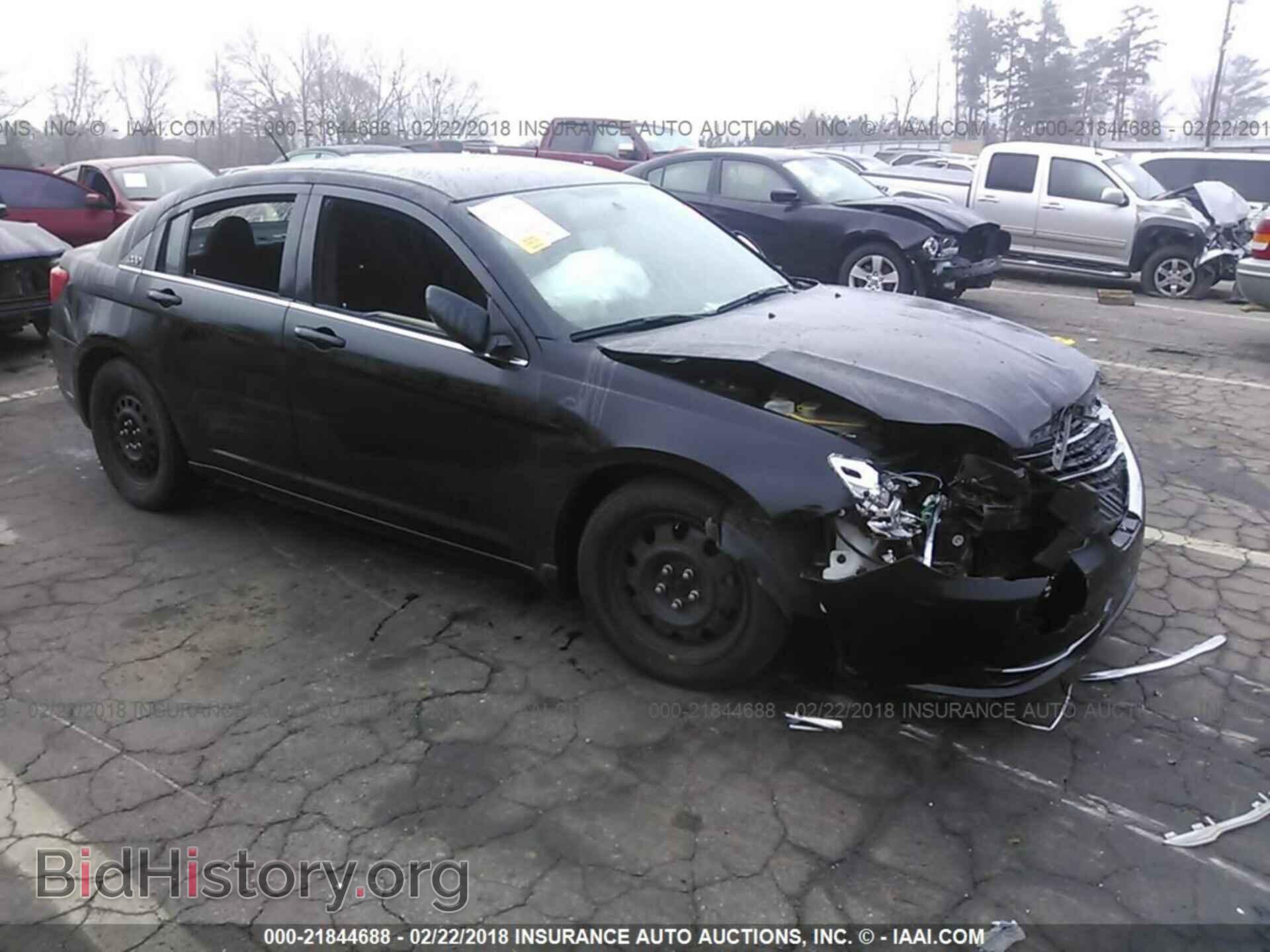 Photo 1C3CCBAB2EN125158 - Chrysler 200 2014