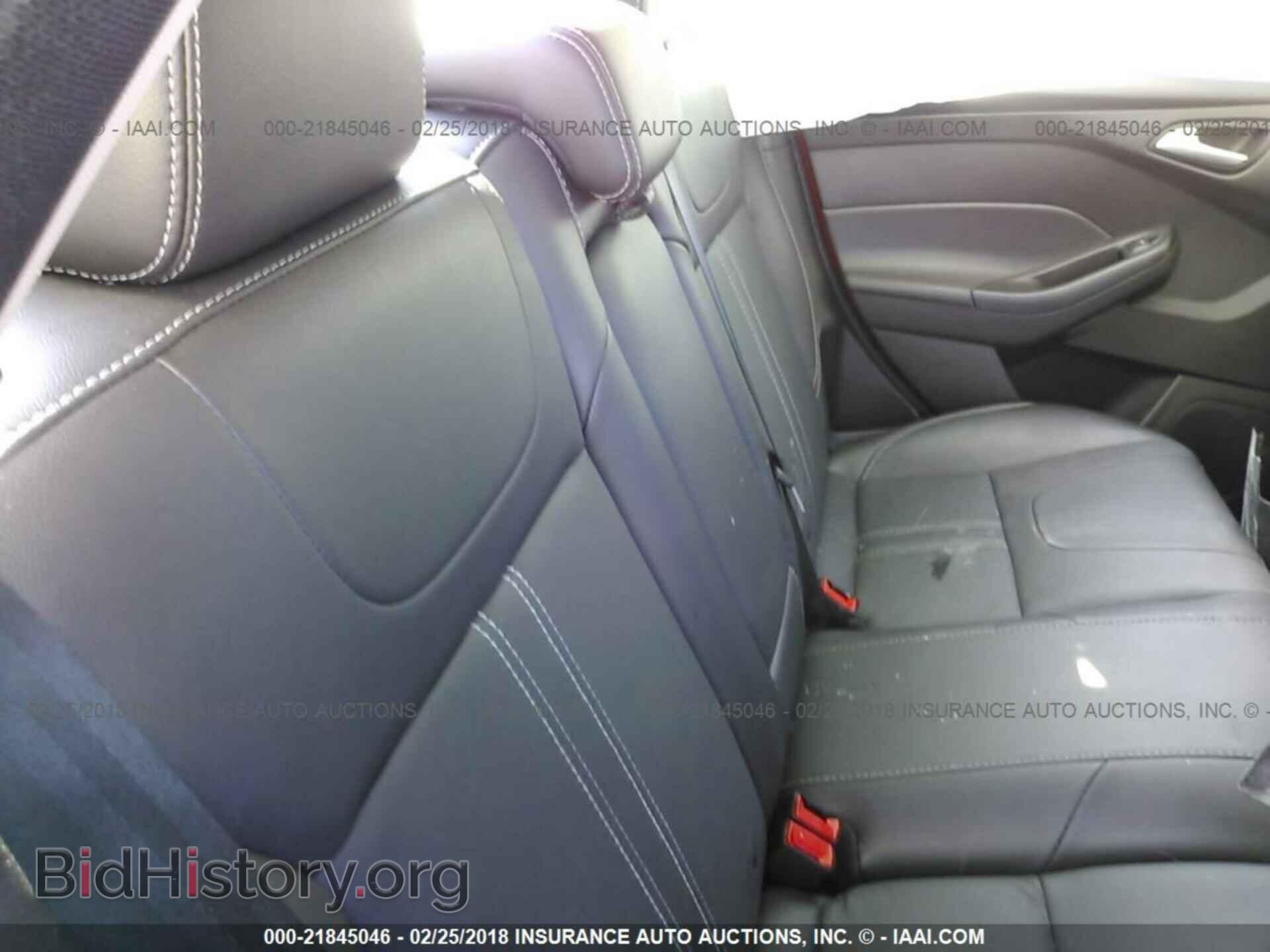 2014 Ford Focus - VIN: 1FADP3F26EL217958 - Photo 8