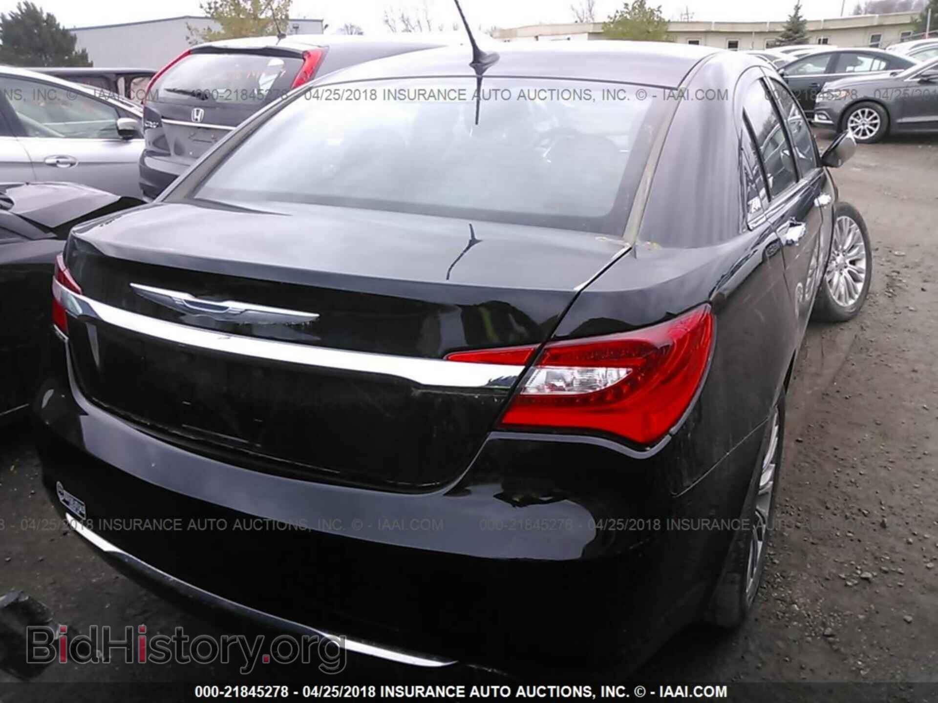 2013 Chrysler 200 - VIN: 1C3CCBCG2DN626834 - Фото 4