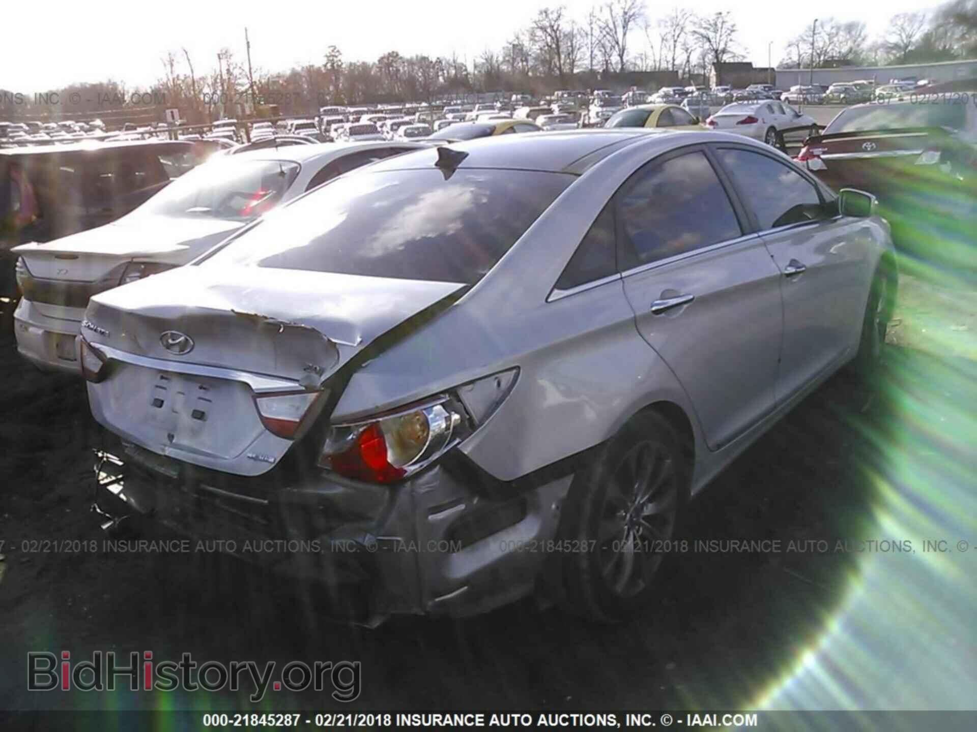 2012 Hyundai Sonata - VIN: 5NPEC4AB5CH346153 - Фото 4