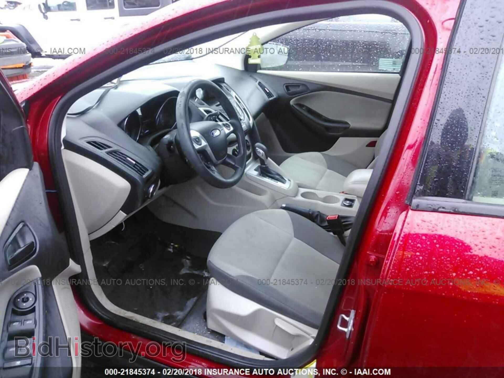 2012 Ford Focus - VIN: 1FAHP3K2XCL106964 - Photo 5