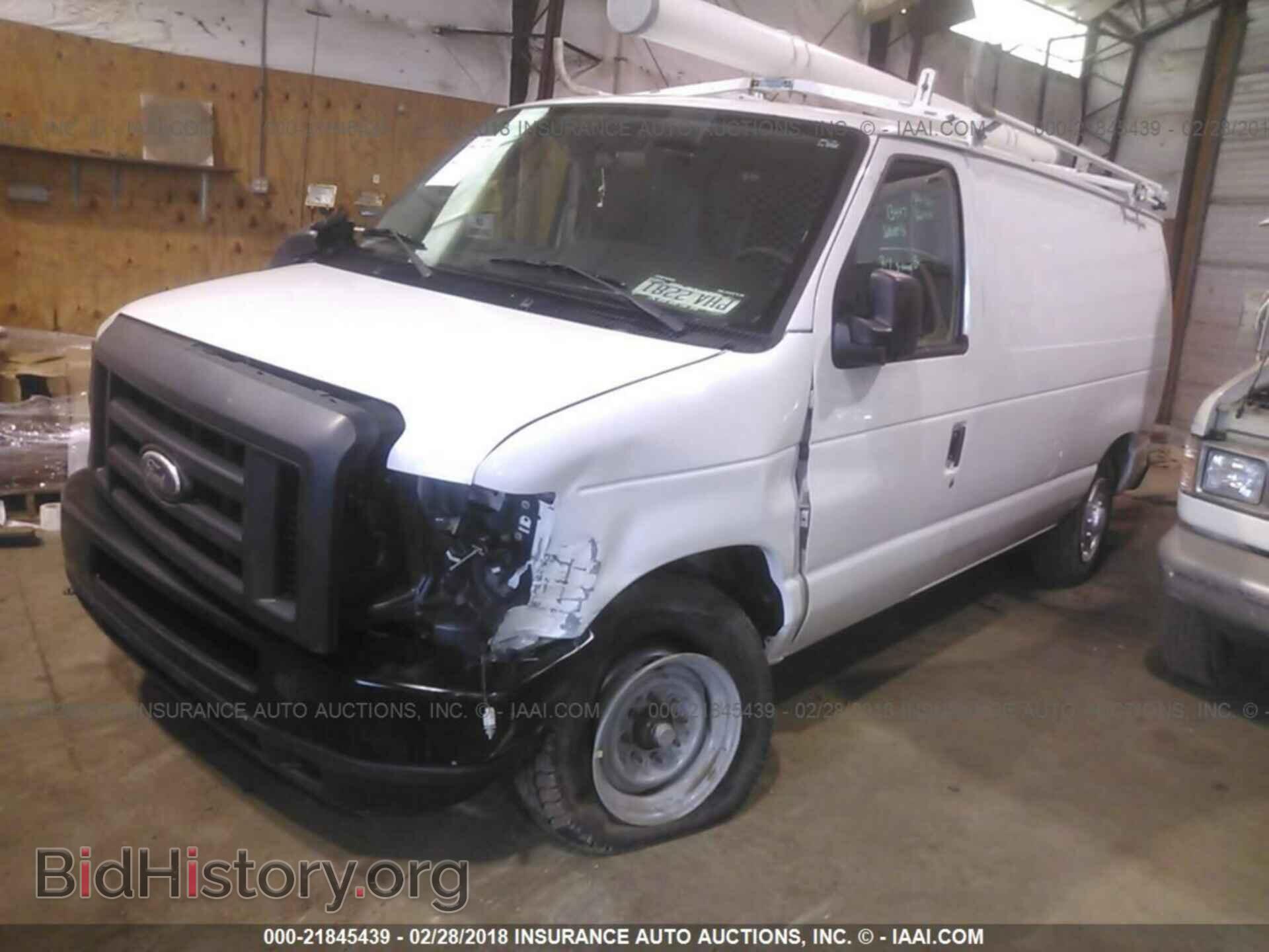 2014 Ford Econoline - VIN: 1FTNE1EW3EDA51258 - Фото 2