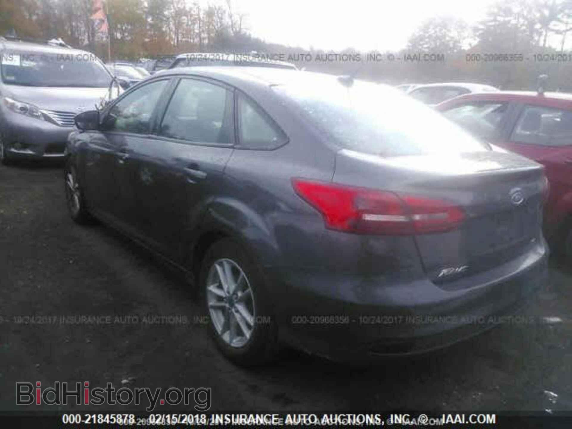 2015 Ford Focus - VIN: 1FADP3F27FL325734 - Фото 3