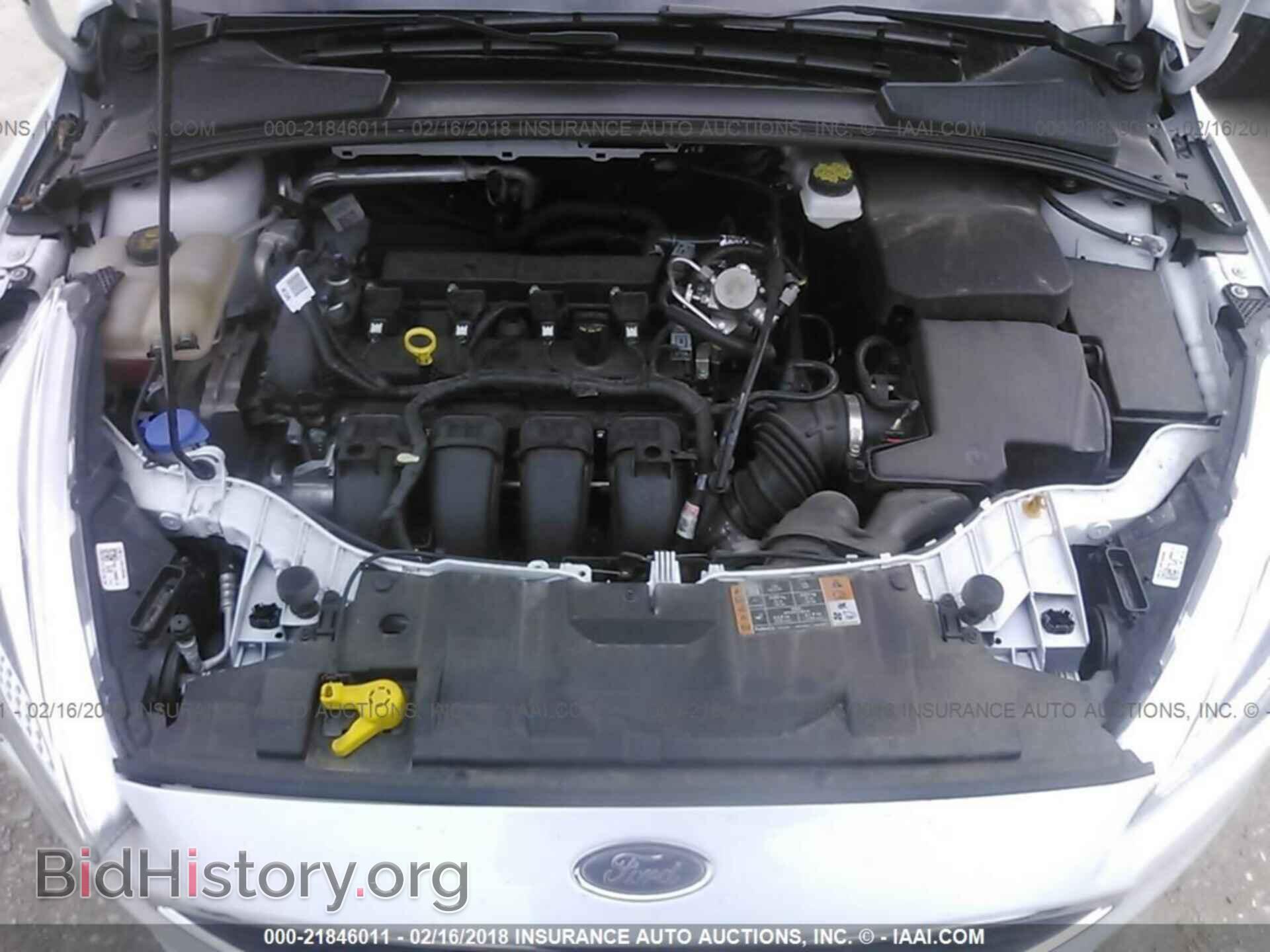 2017 Ford Focus - VIN: 1FADP3F25HL272003 - Photo 10