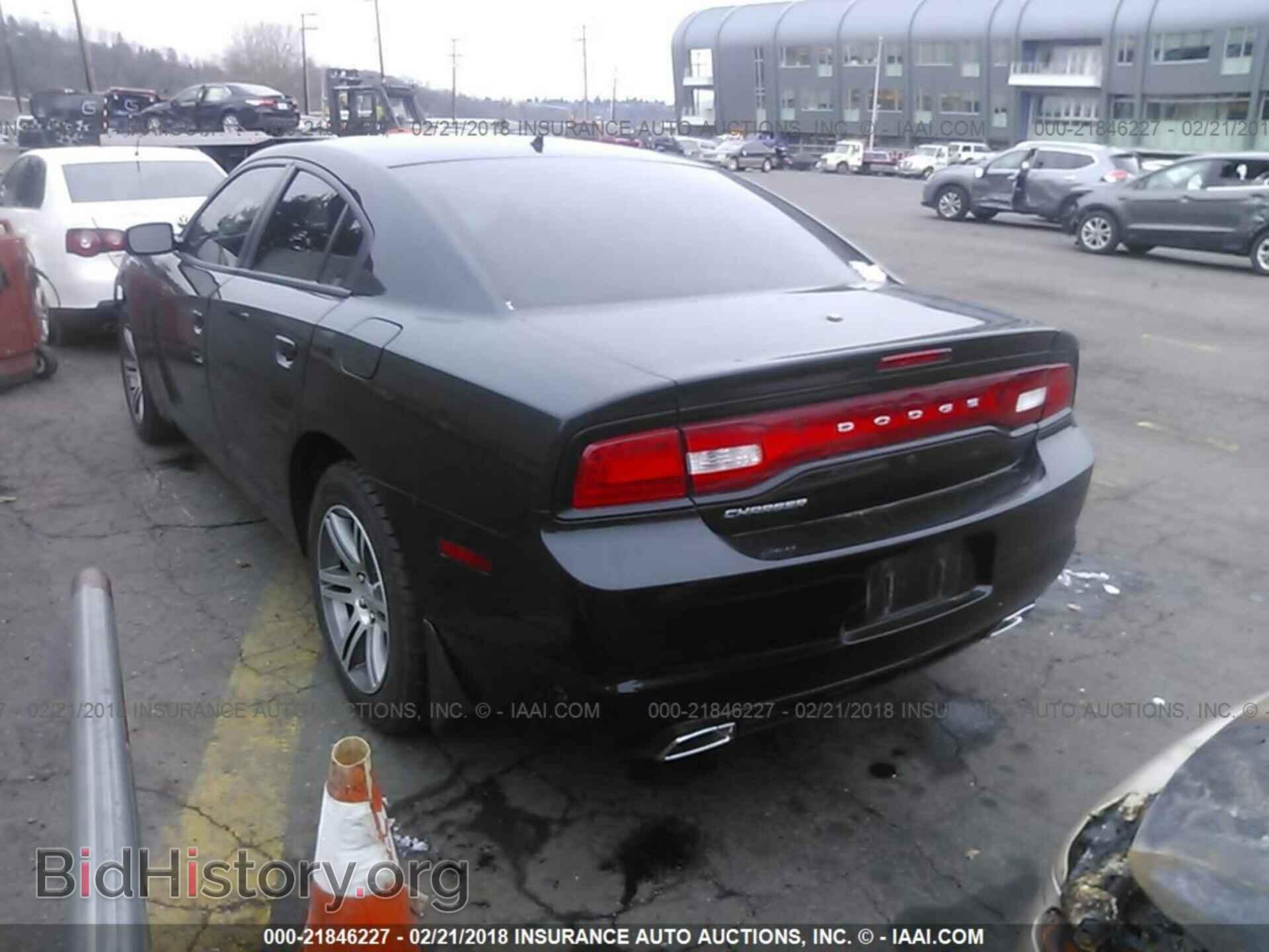 2012 Dodge Charger - VIN: 2C3CDXAG2CH222436 - Фото 3