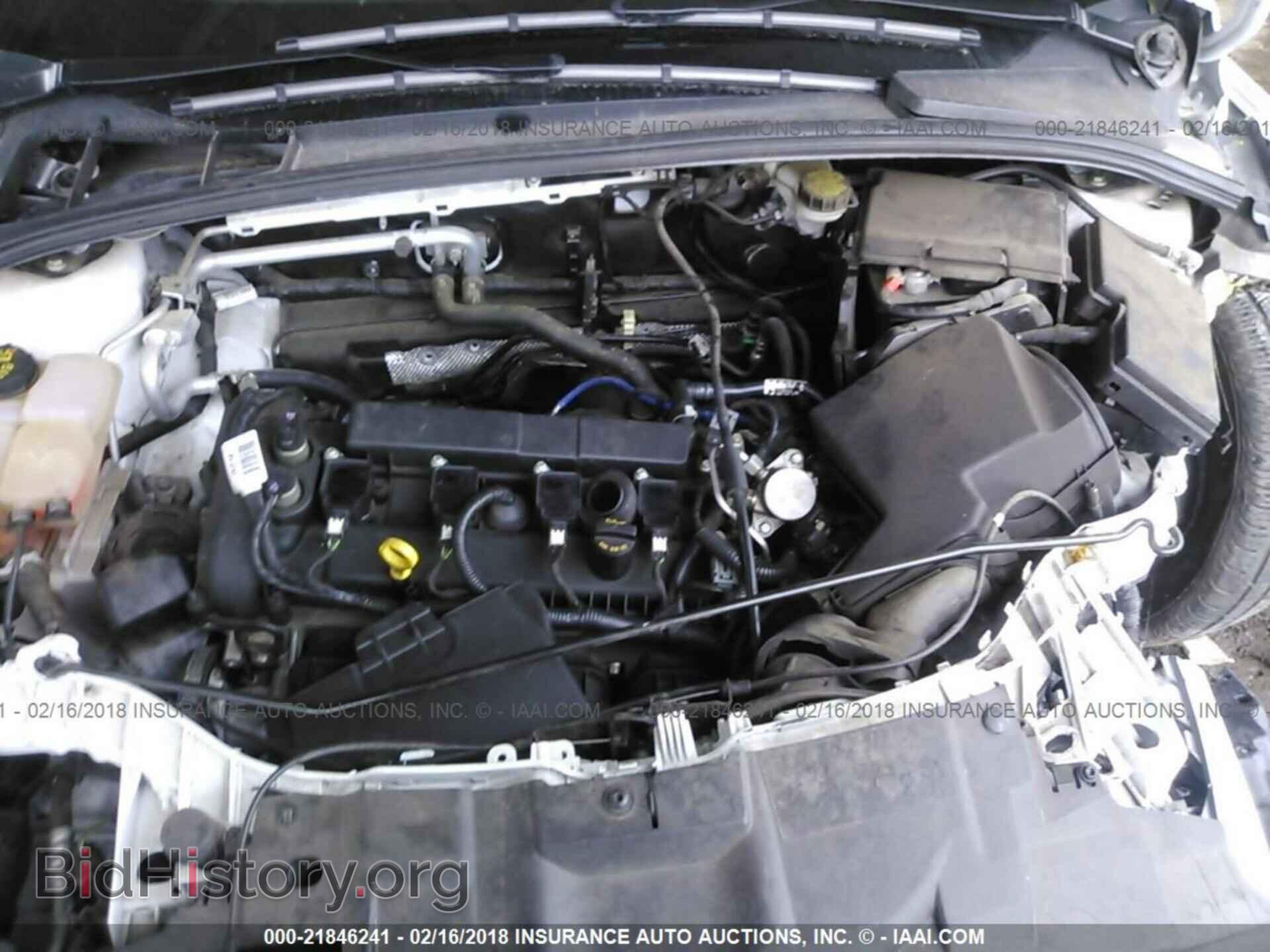 2016 Ford Focus - VIN: 1FADP3E28GL369809 - Photo 10