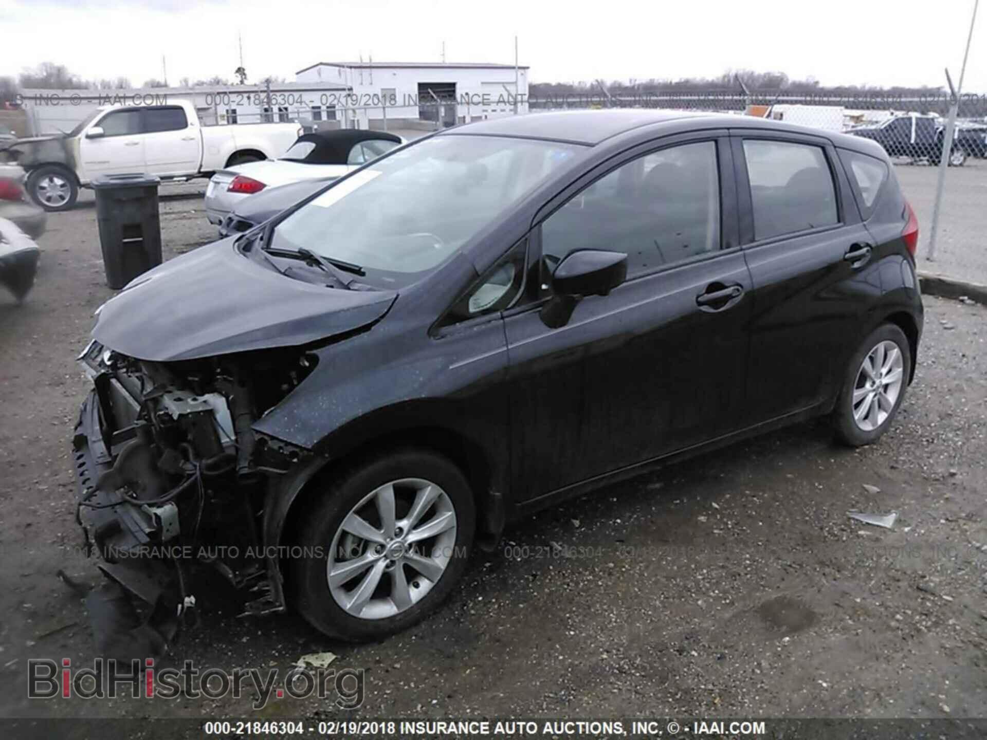 2015 Nissan Versa note - VIN: 3N1CE2CP7FL436751 - Фото 2