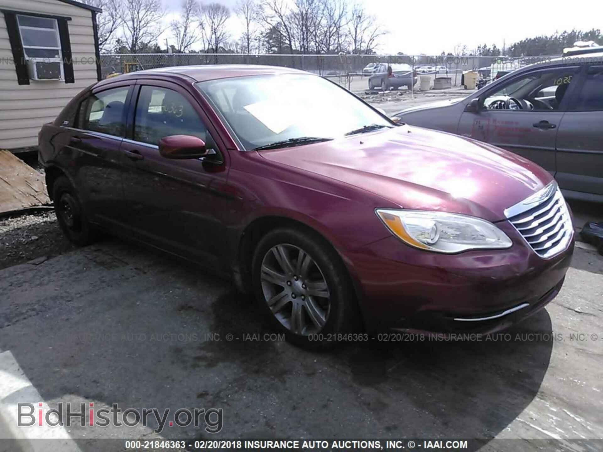 Photo 1C3CCBAB0DN685873 - Chrysler 200 2013