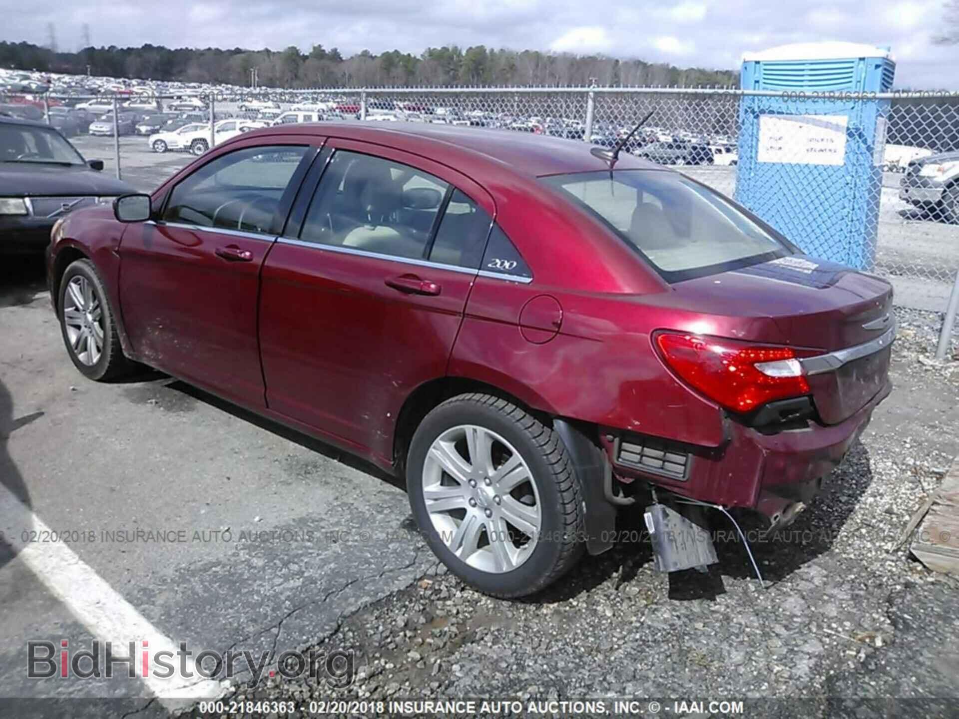 2013 Chrysler 200 - VIN: 1C3CCBAB0DN685873 - Фото 3