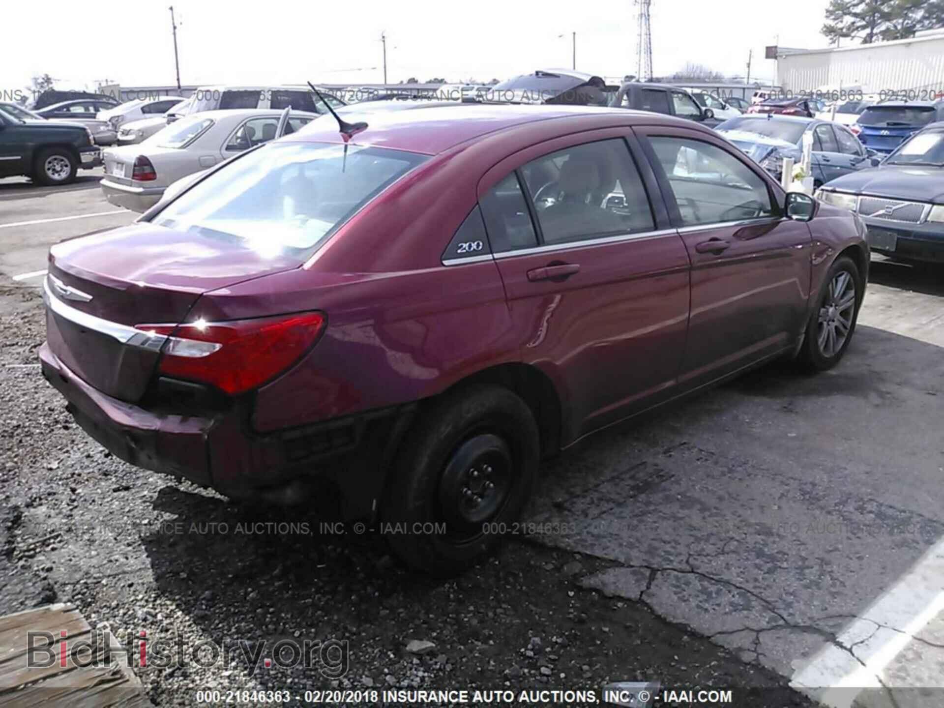 2013 Chrysler 200 - VIN: 1C3CCBAB0DN685873 - Фото 4