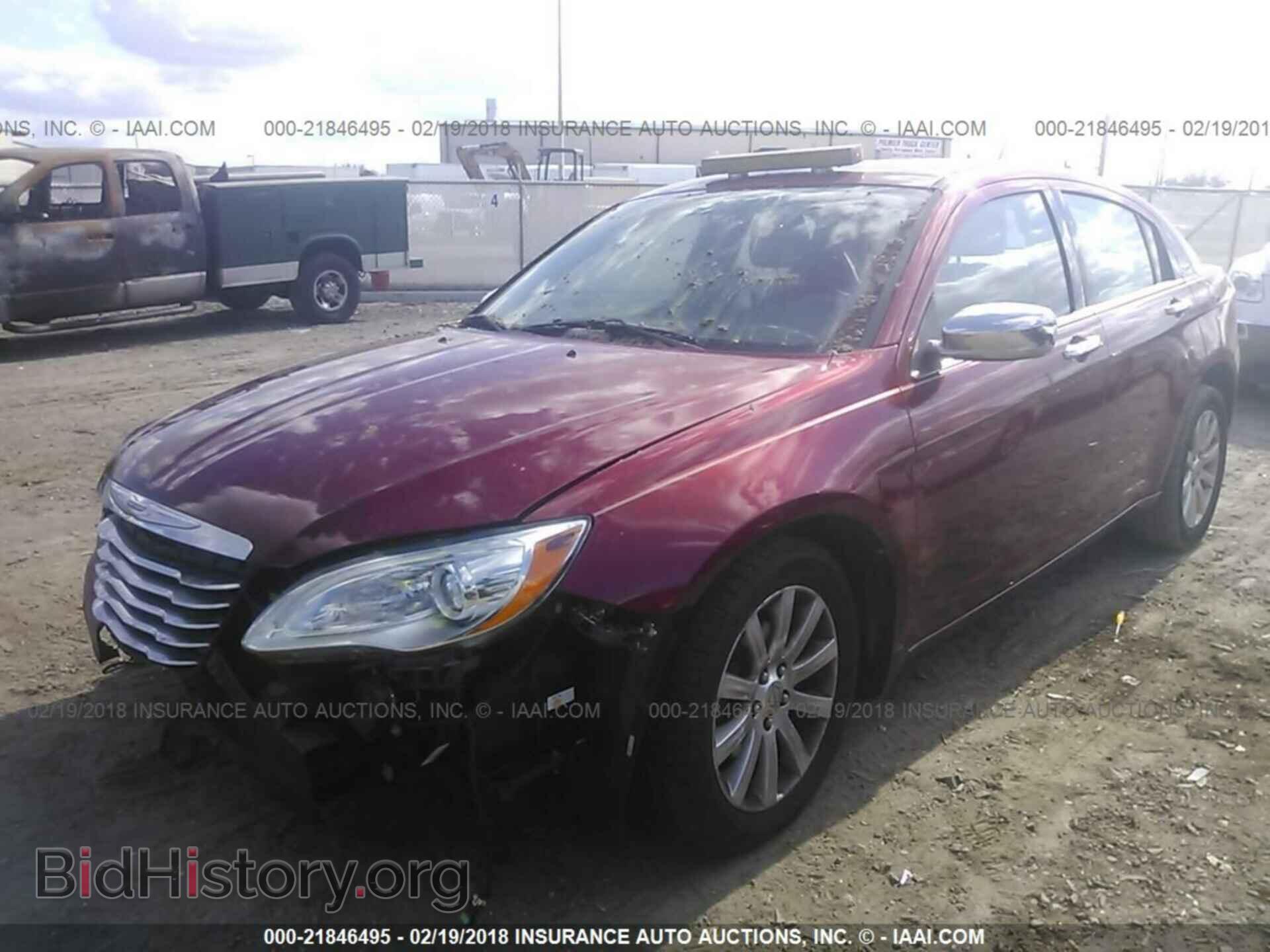 2013 Chrysler 200 - VIN: 1C3CCBCG2DN503714 - Фото 2