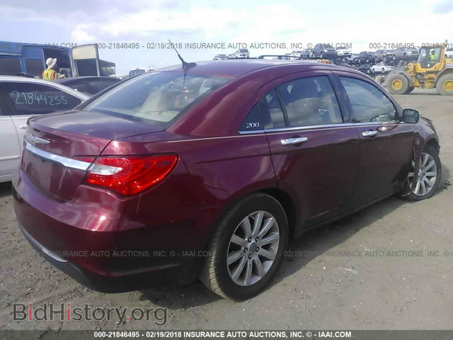 2013 Chrysler 200 - VIN: 1C3CCBCG2DN503714 - Фото 4