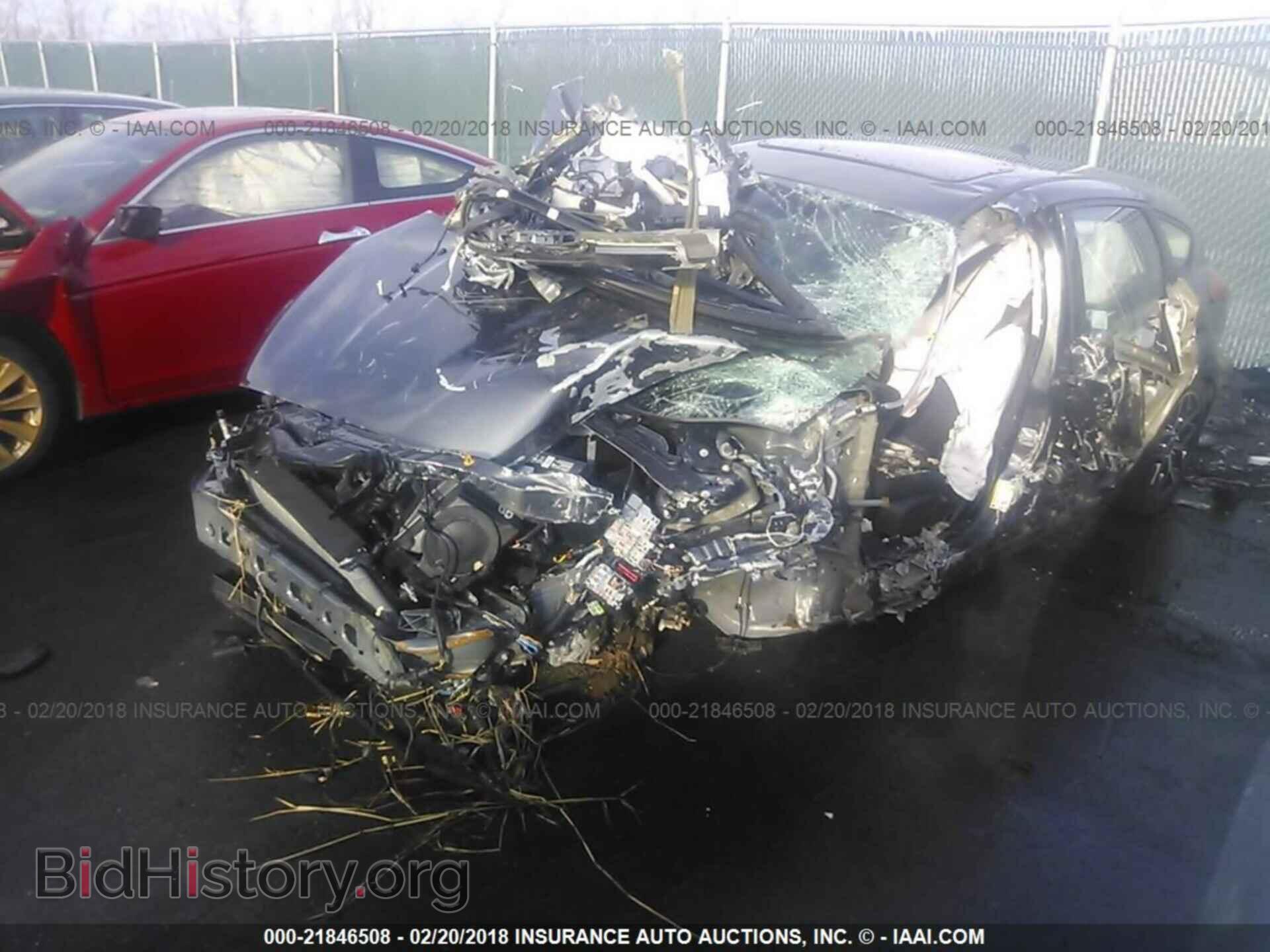 2017 Ford Focus - VIN: 1FADP3M20HL340405 - Photo 2