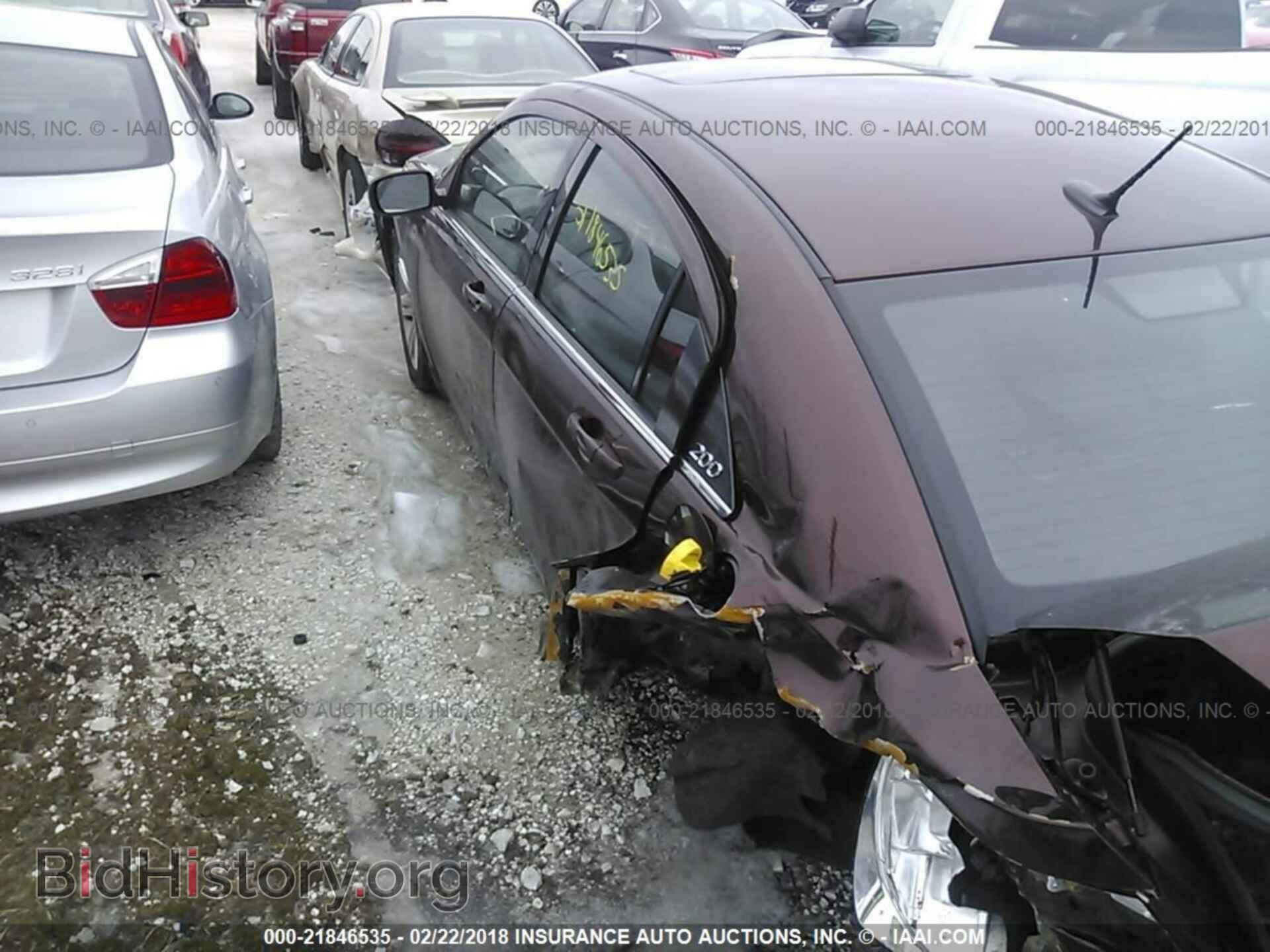 2012 Chrysler 200 - VIN: 1C3CCBBG4CN184686 - Photo 3