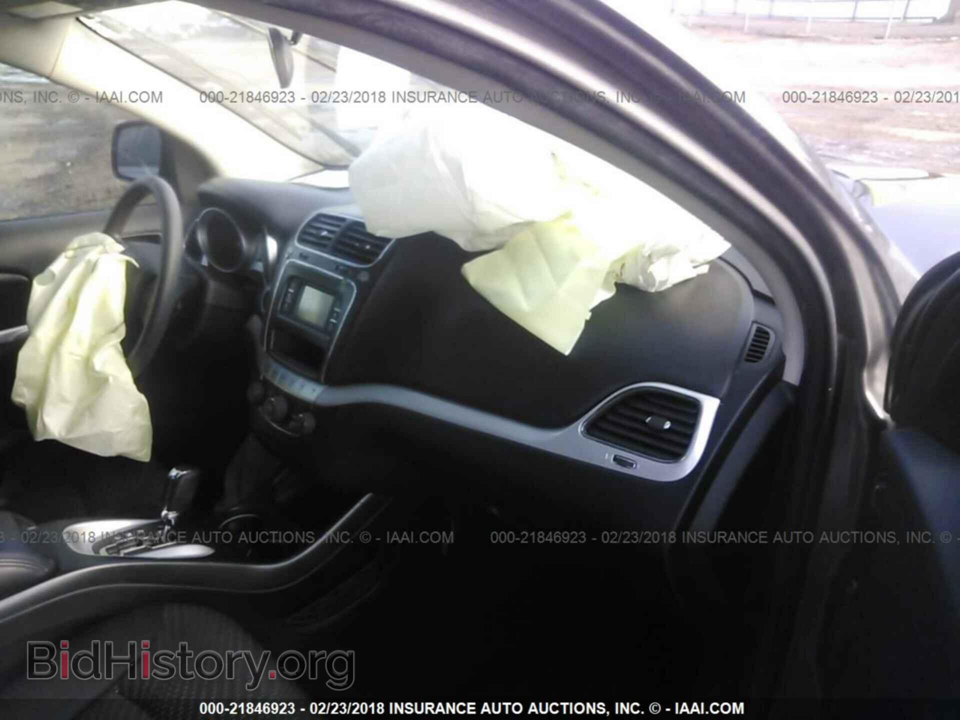2014 Dodge Journey - VIN: 3C4PDCAB5ET266421 - Photo 5