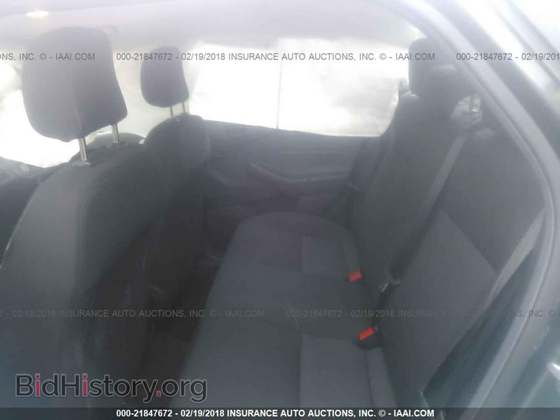 2016 Ford Focus - VIN: 1FADP3E24GL385974 - Фото 8