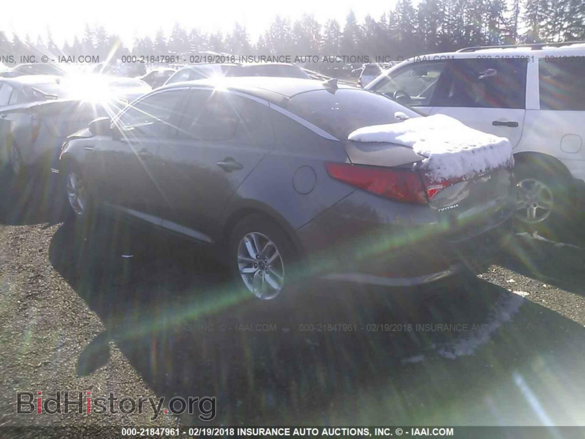 2011 Kia Optima - VIN: KNAGM4A73B5155585 - Фото 3