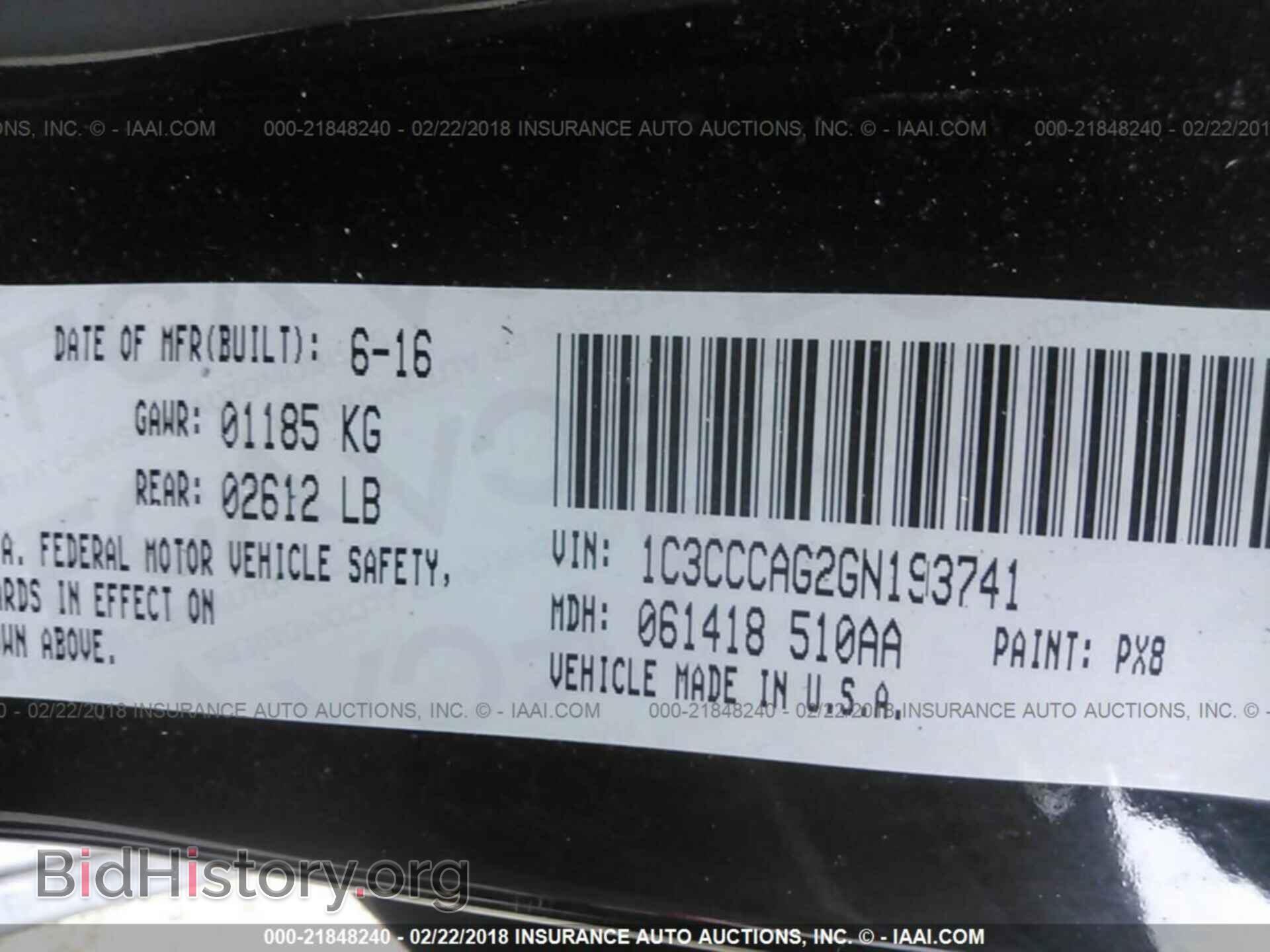 2016 Chrysler 200 - VIN: 1C3CCCAG2GN193741 - Photo 9