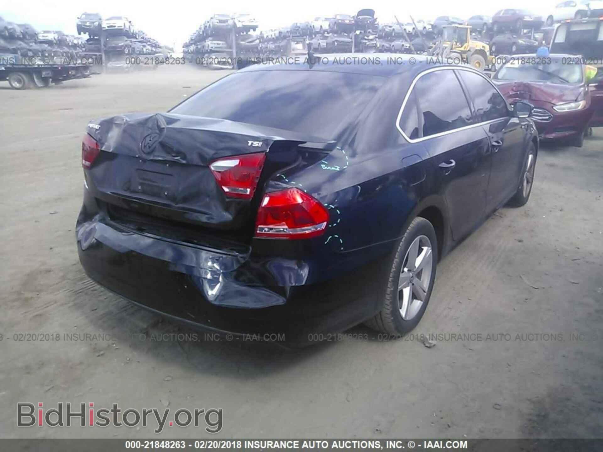 2014 Volkswagen Passat - VIN: 1VWAT7A3XEC034205 - Фото 4