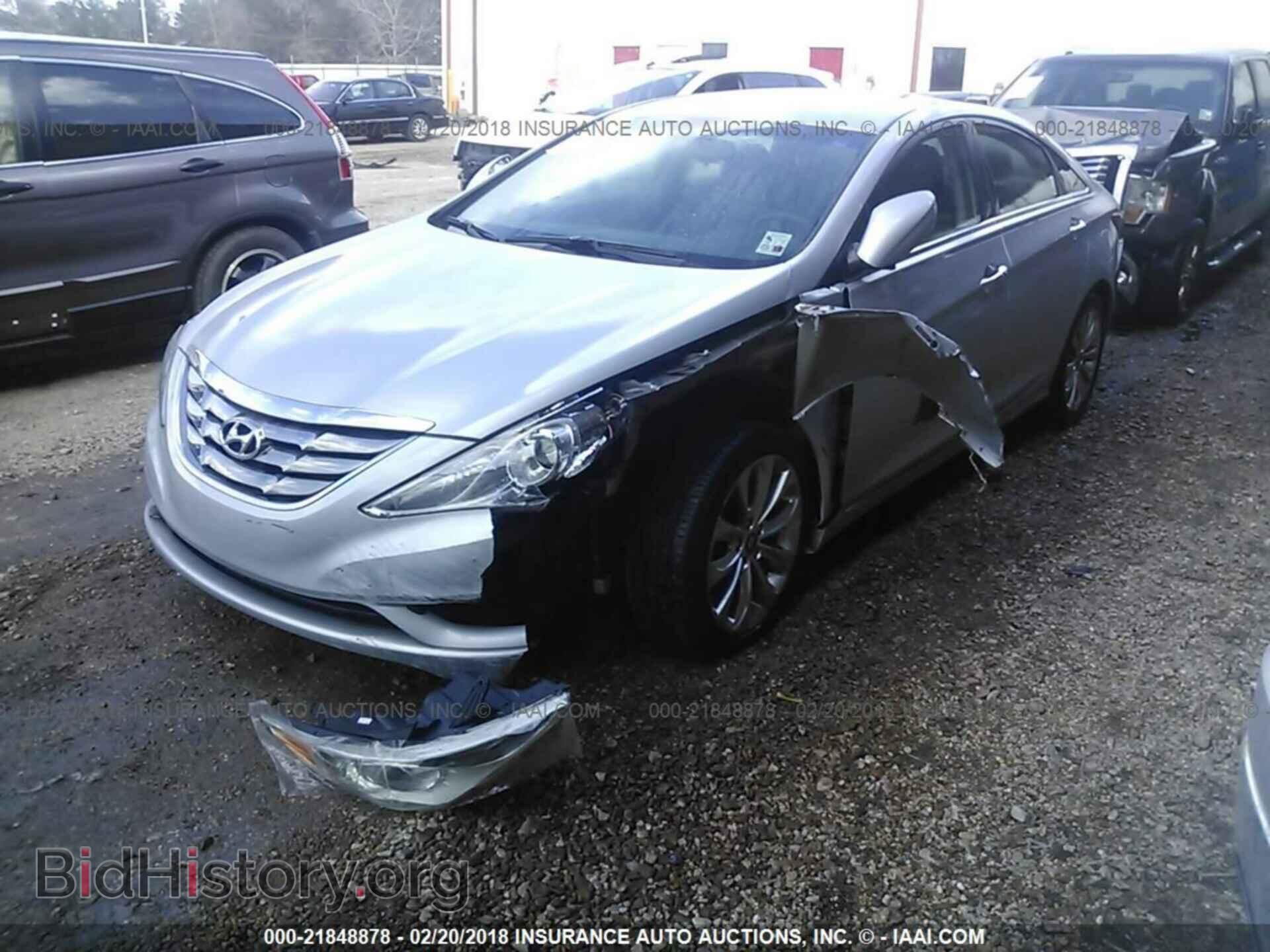 2012 Hyundai Sonata - VIN: 5NPEC4AC4CH411907 - Фото 2