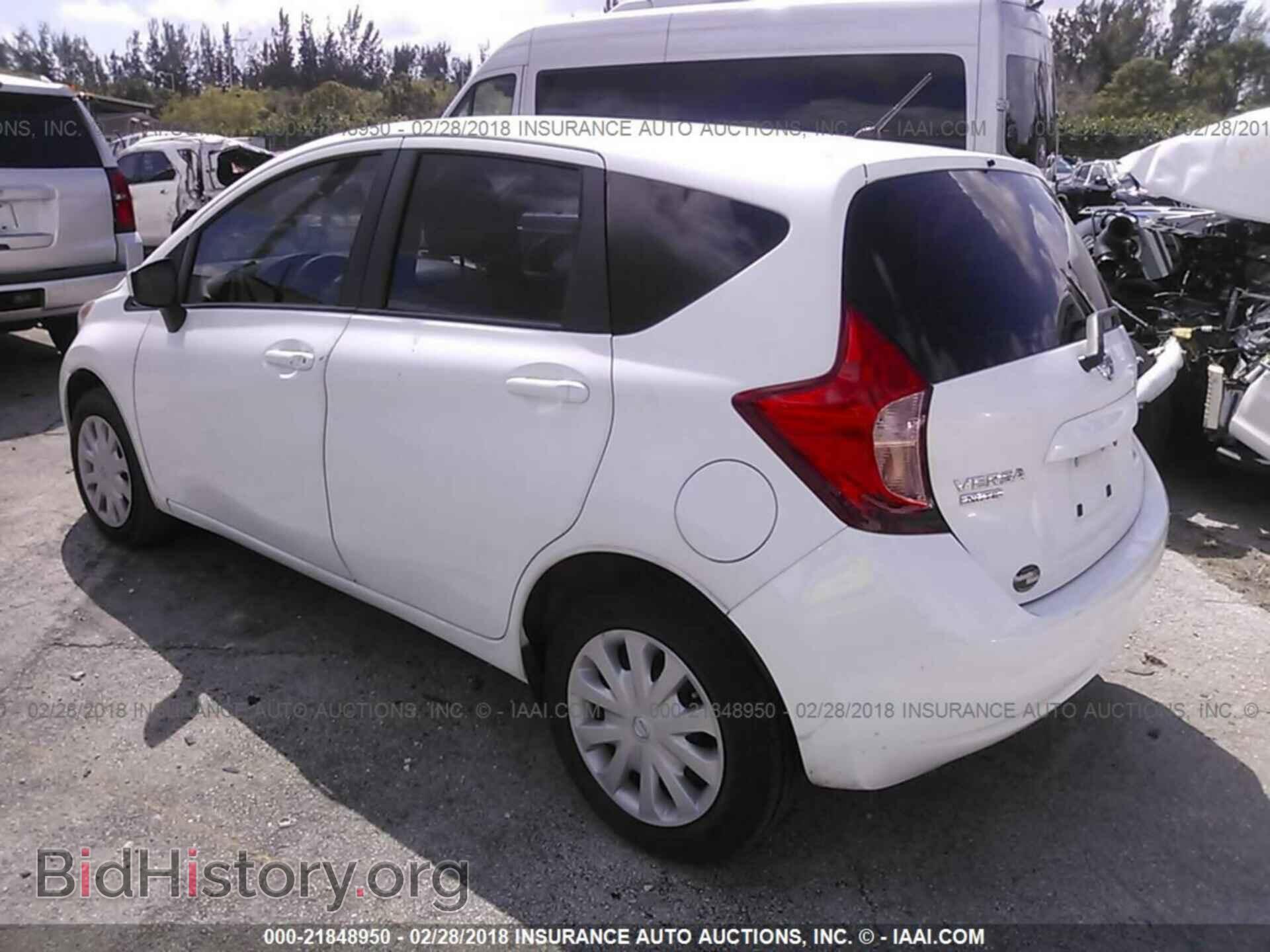2015 Nissan Versa note - VIN: 3N1CE2CP9FL437867 - Фото 3