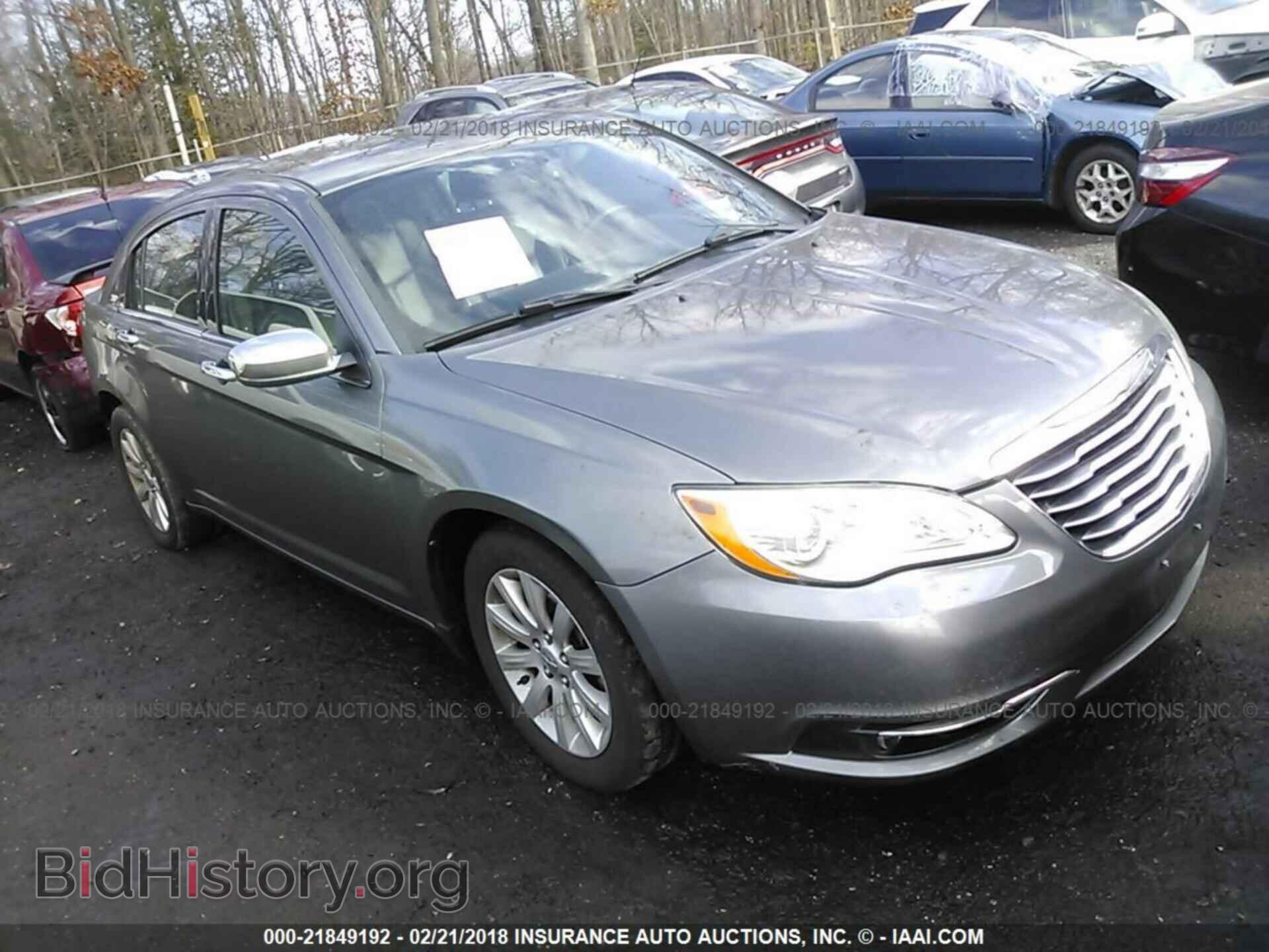 Photo 1C3CCBCG2DN507472 - Chrysler 200 2013