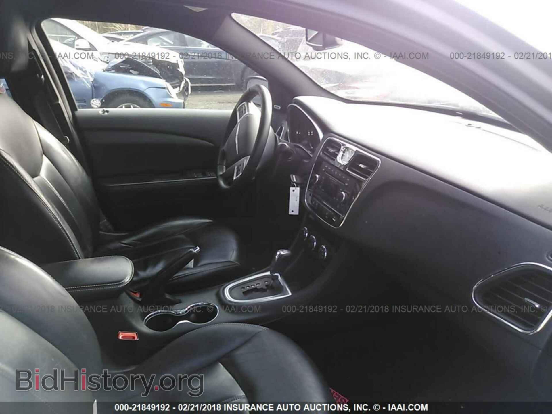 2013 Chrysler 200 - VIN: 1C3CCBCG2DN507472 - Фото 5