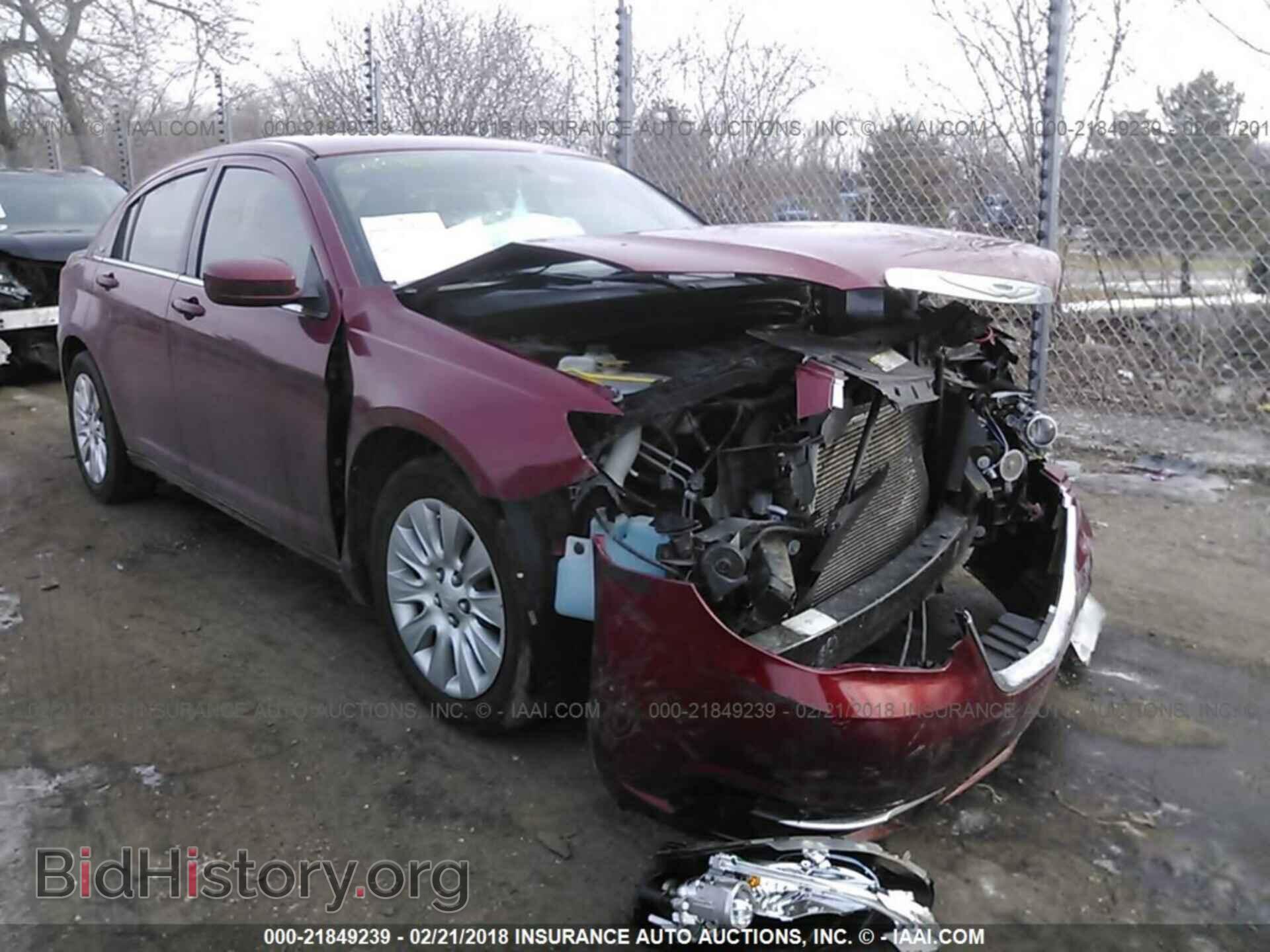 Photo 1C3CCBAB4DN686718 - Chrysler 200 2013