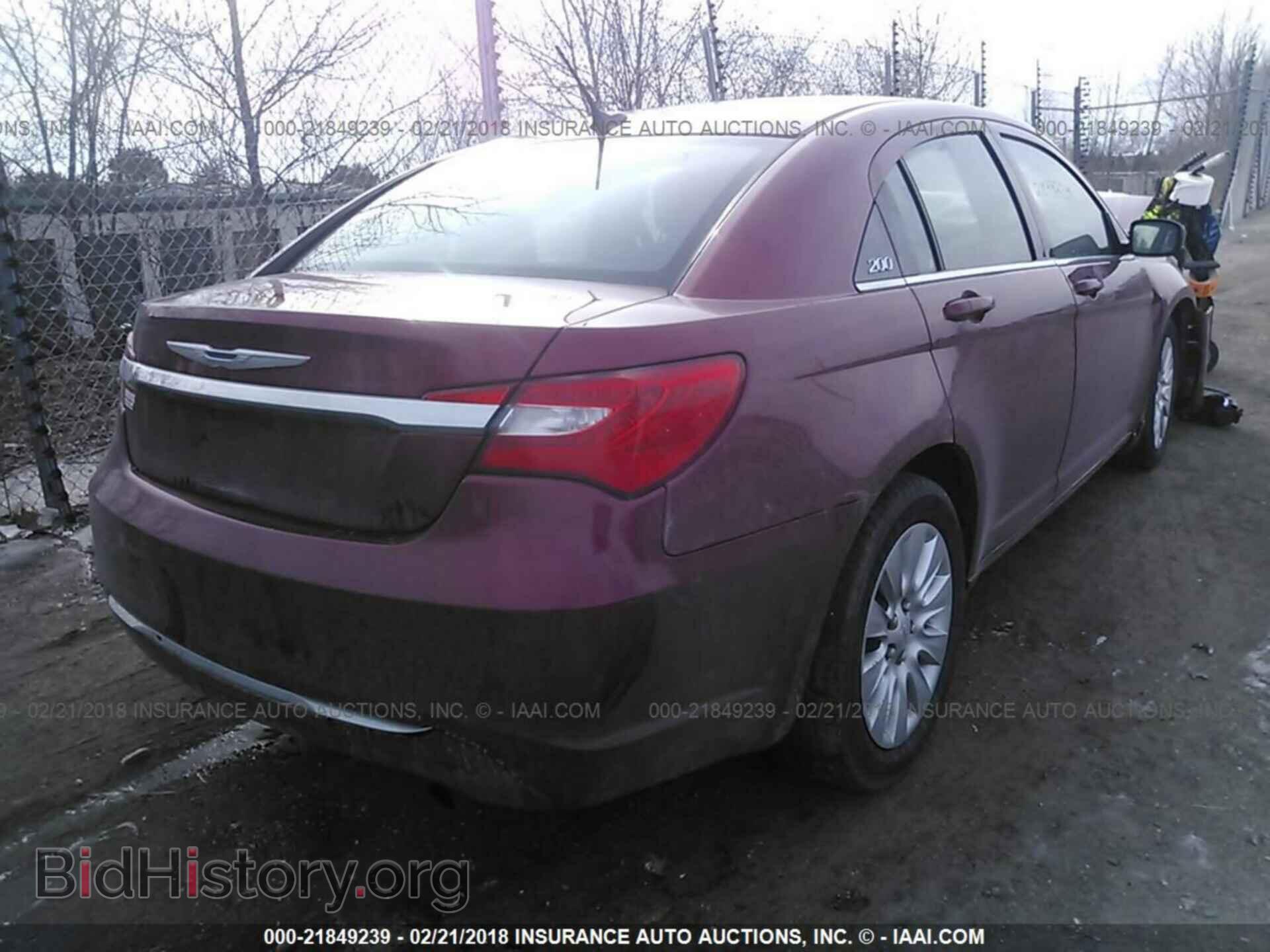 2013 Chrysler 200 - VIN: 1C3CCBAB4DN686718 - Фото 4