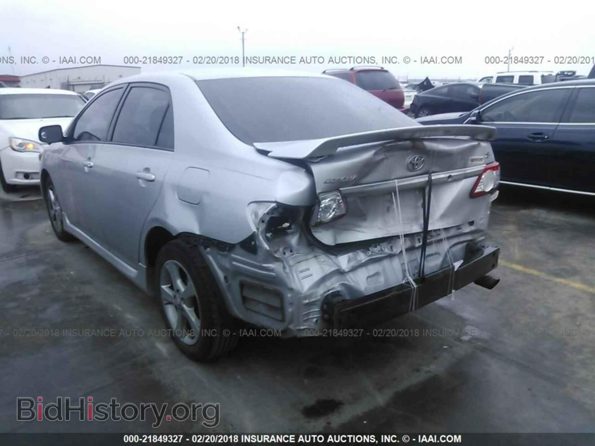 2011 Toyota Corolla - VIN: 2T1BU4EE3BC725321 - Фото 3