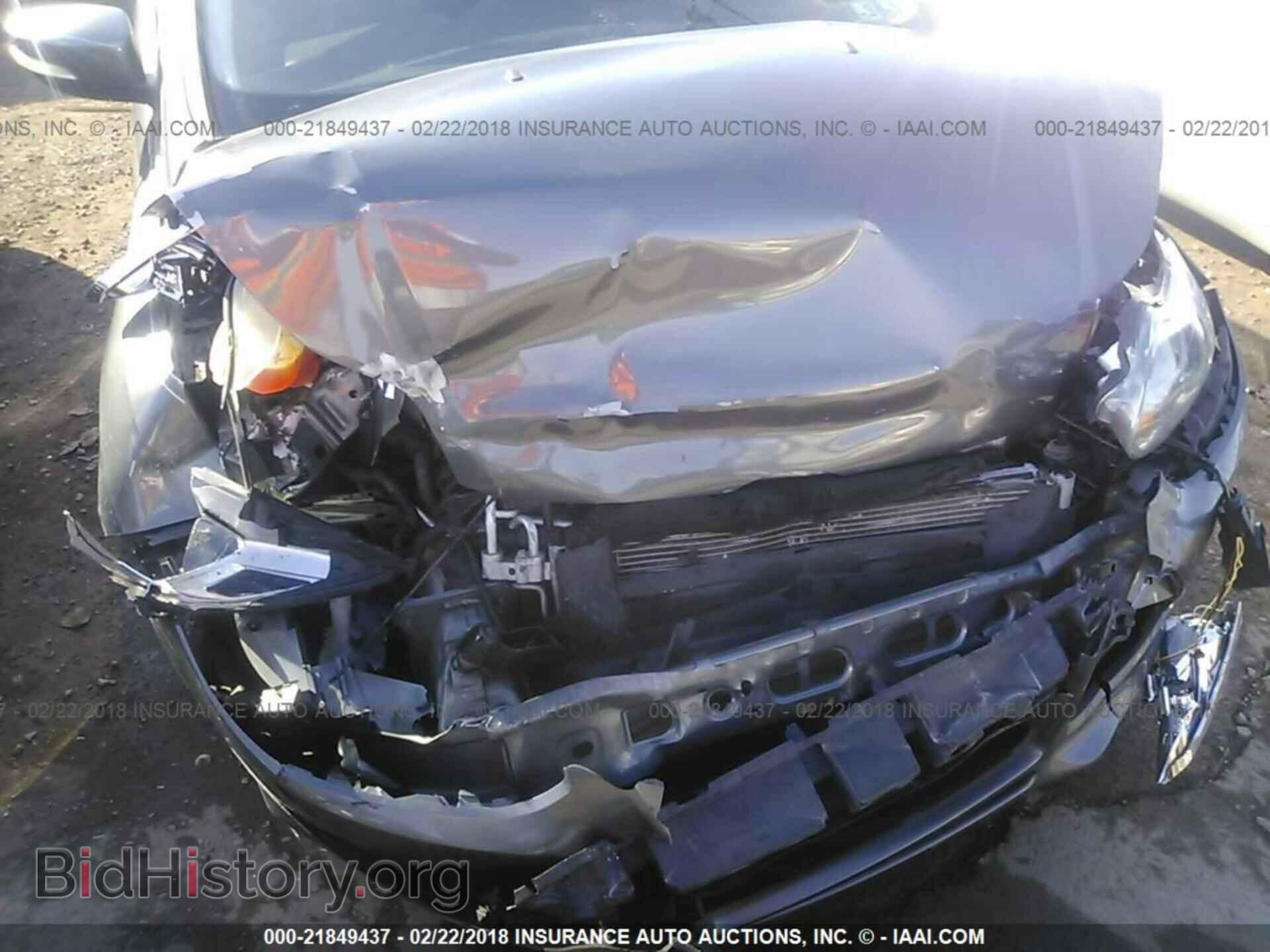 2012 Ford Focus - VIN: 1FAHP3F24CL402184 - Photo 6