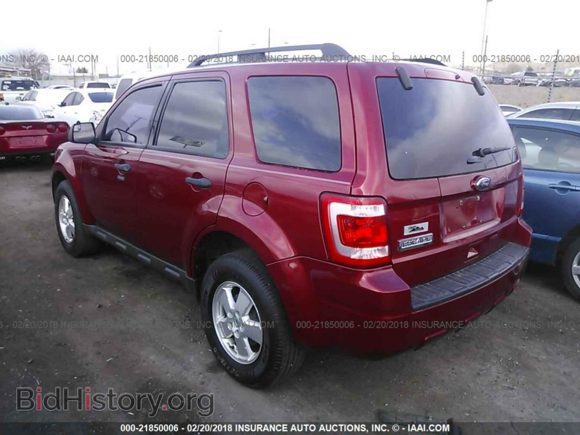 2012 Ford Escape - VIN: 1FMCU9D74CKA35643 - Фото 3