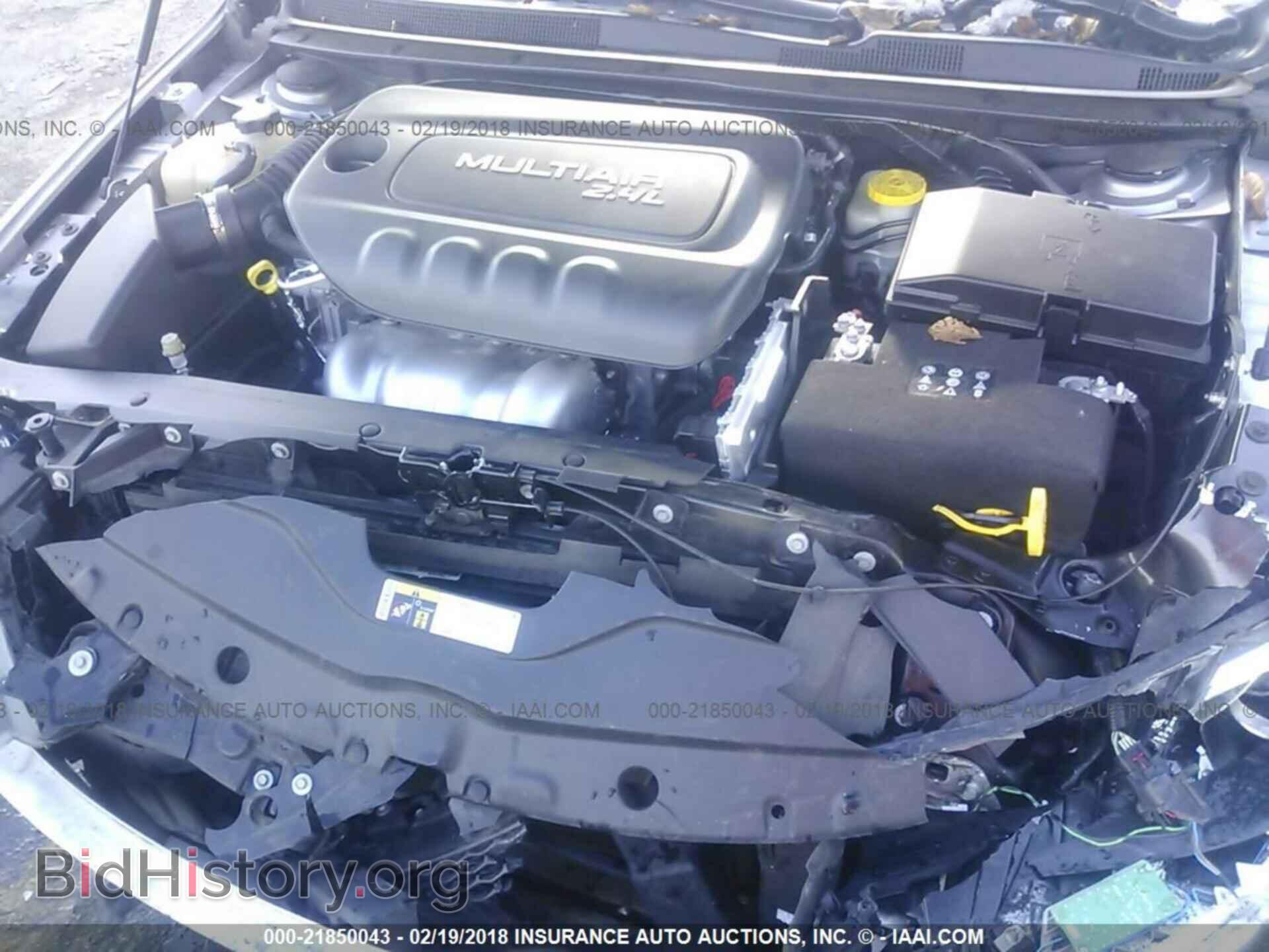 2015 Chrysler 200 - VIN: 1C3CCCAB2FN700852 - Photo 10