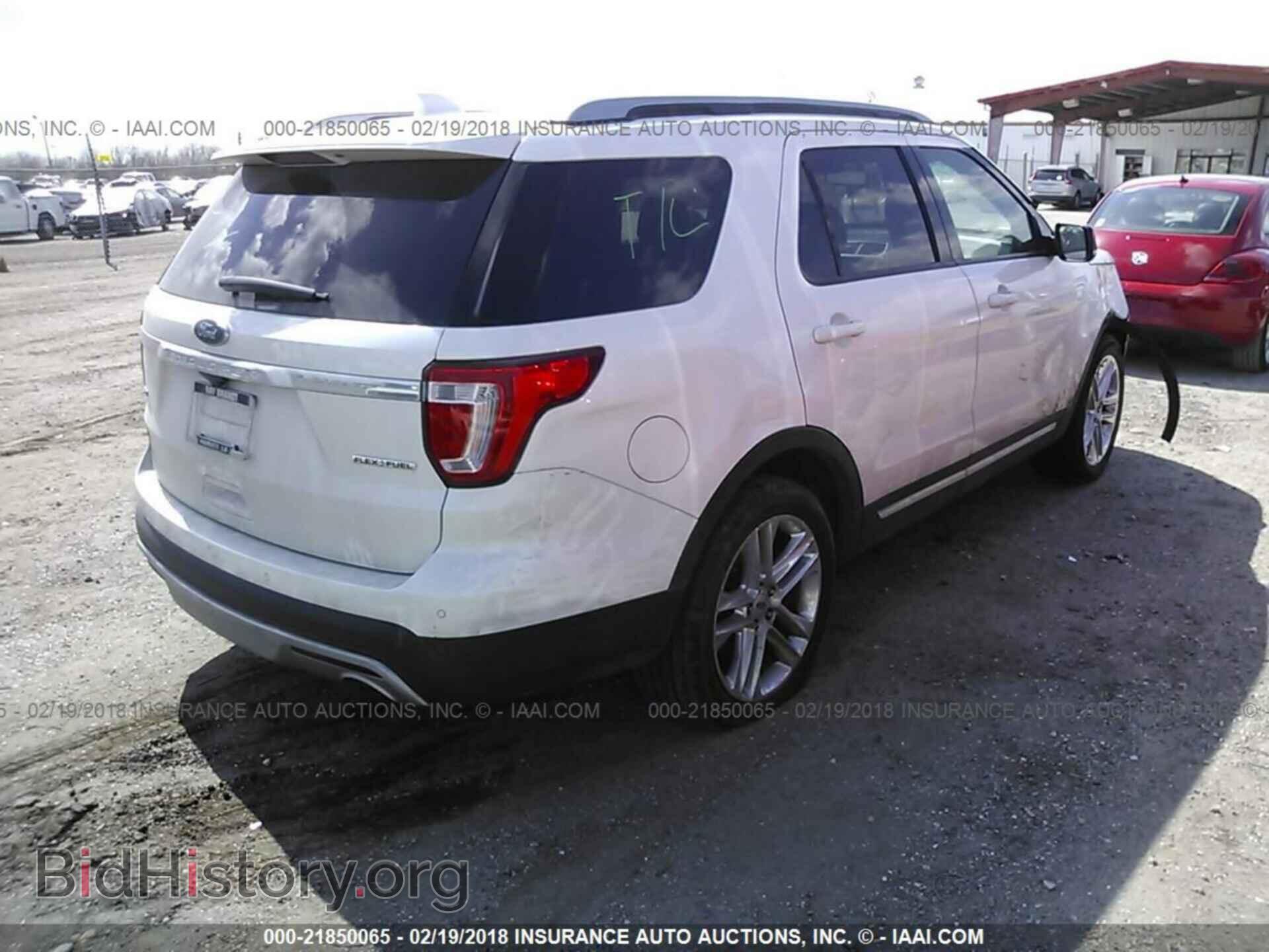 2016 Ford Explorer - VIN: 1FM5K7D82GGA82643 - Photo 4